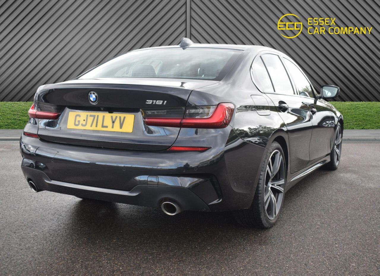BMW 3 Series view 5
