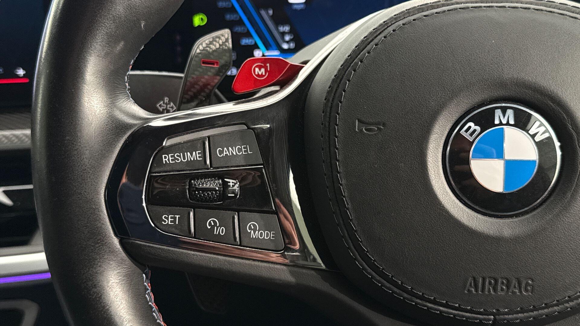 BMW XM view 17