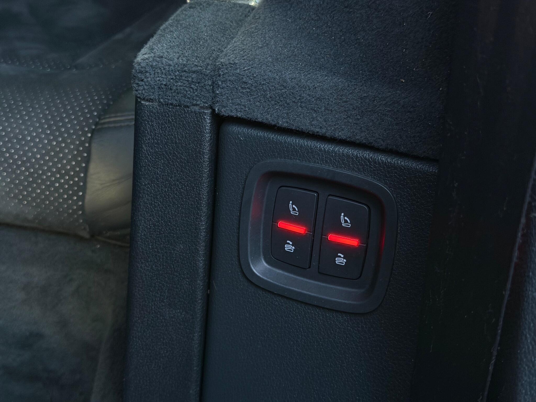 Audi Q7 view 24
