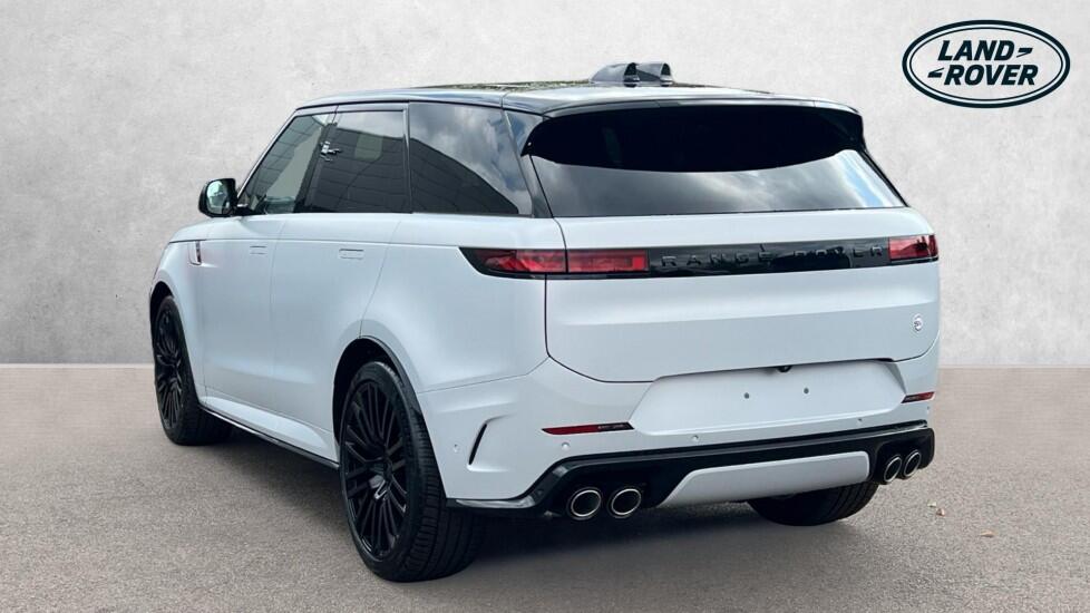 Land Rover Range Rover Sport view 2
