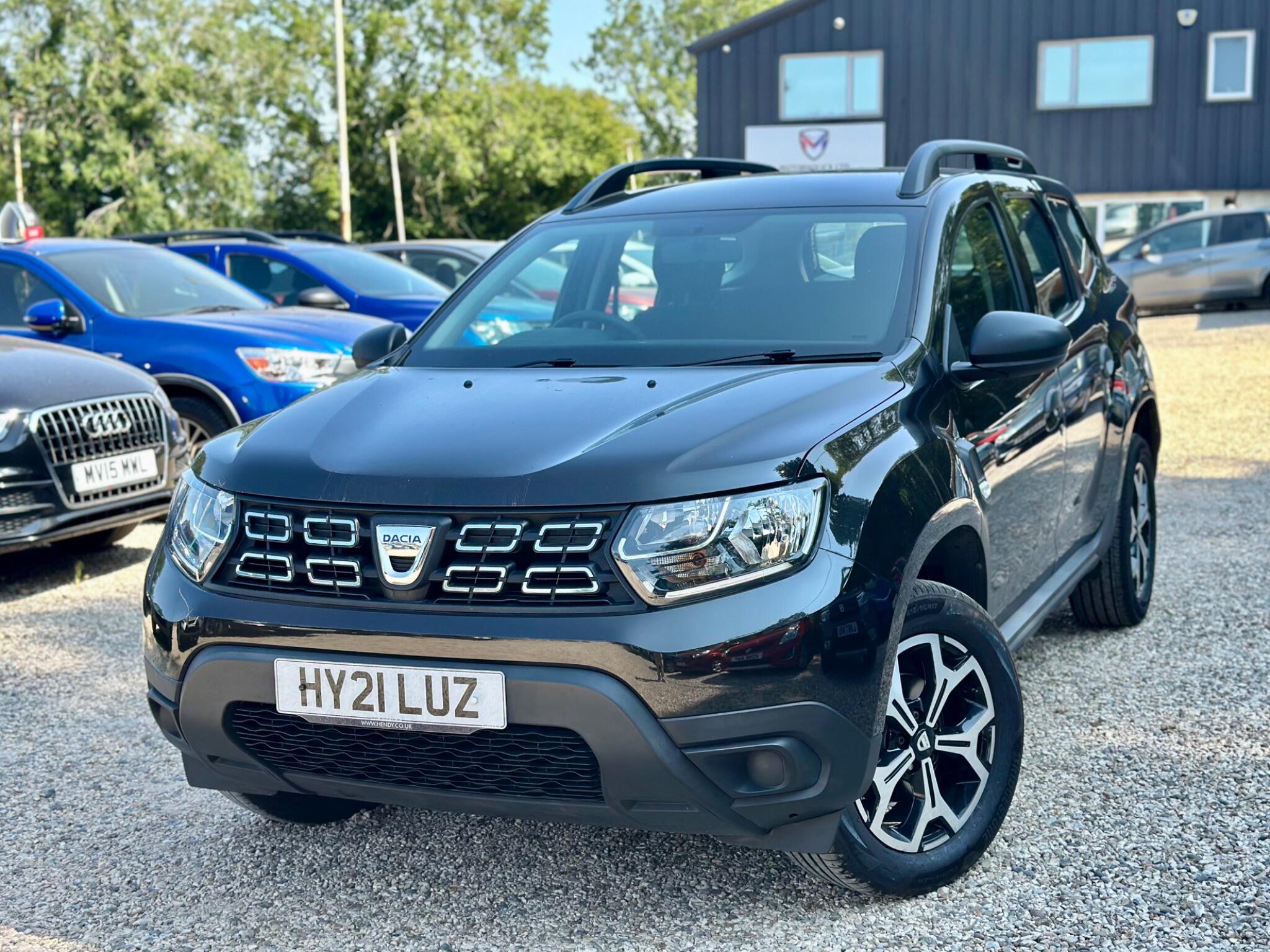 Dacia Duster view 5
