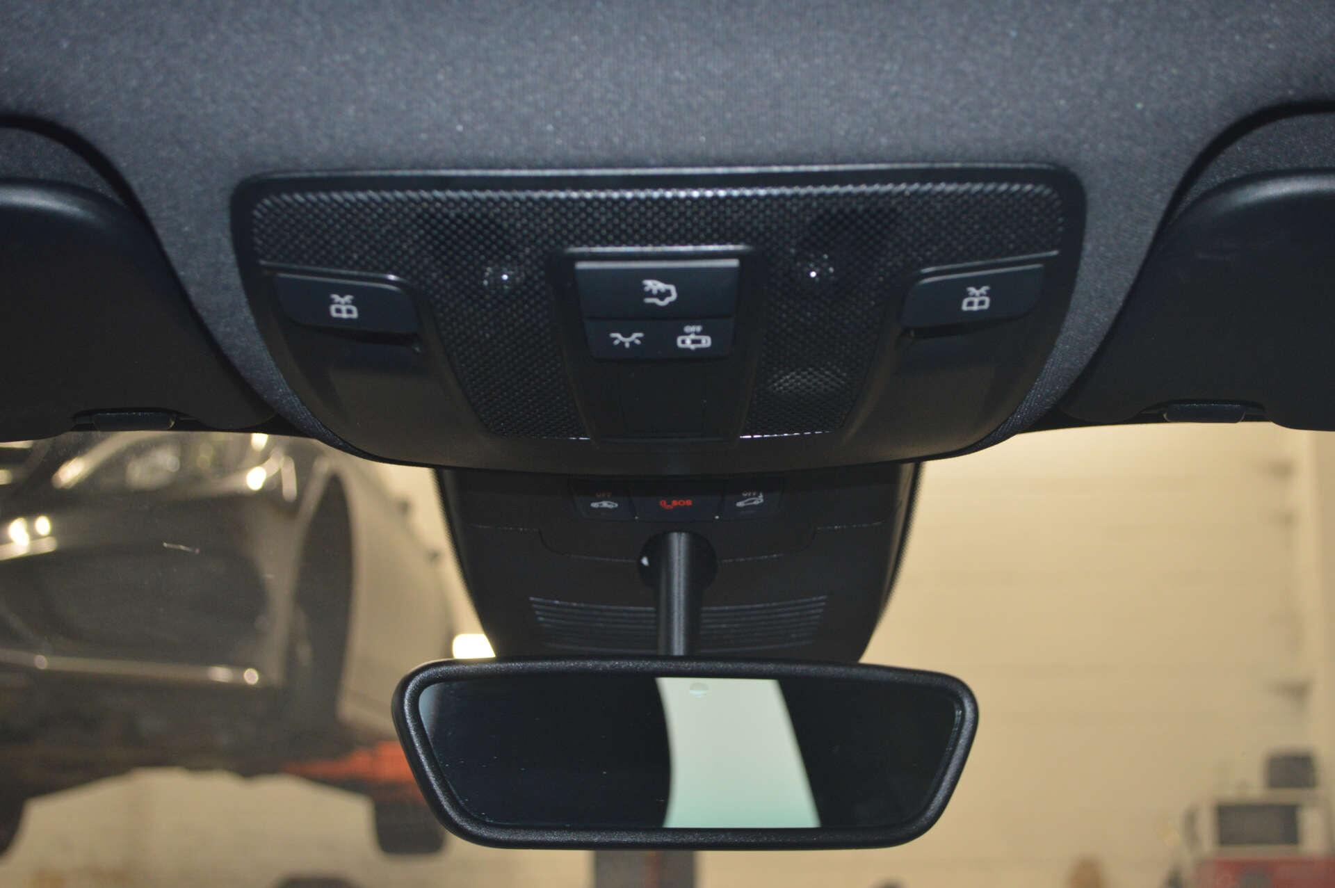 Mercedes-Benz B-Class view 45