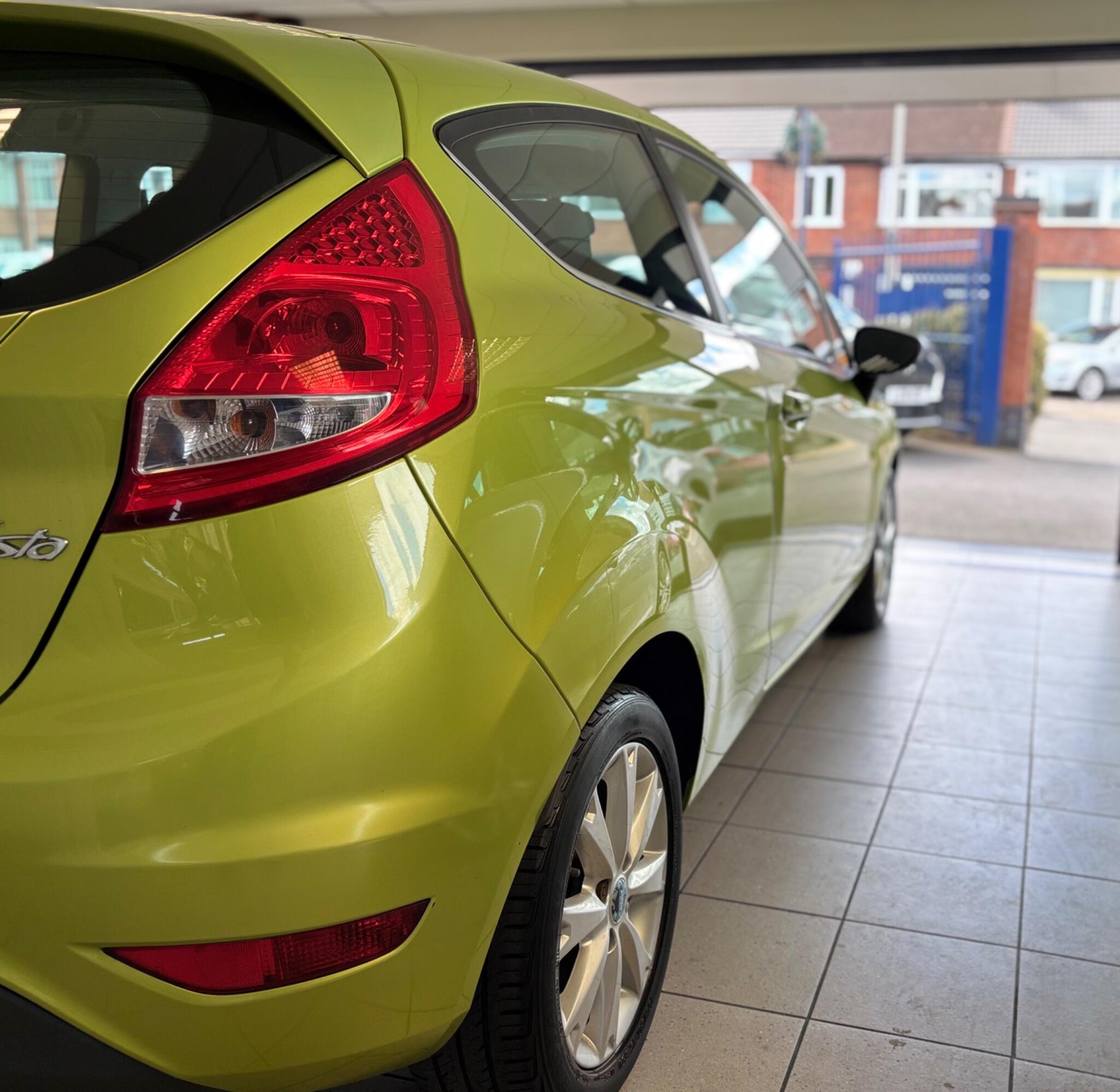 Ford Fiesta view 6