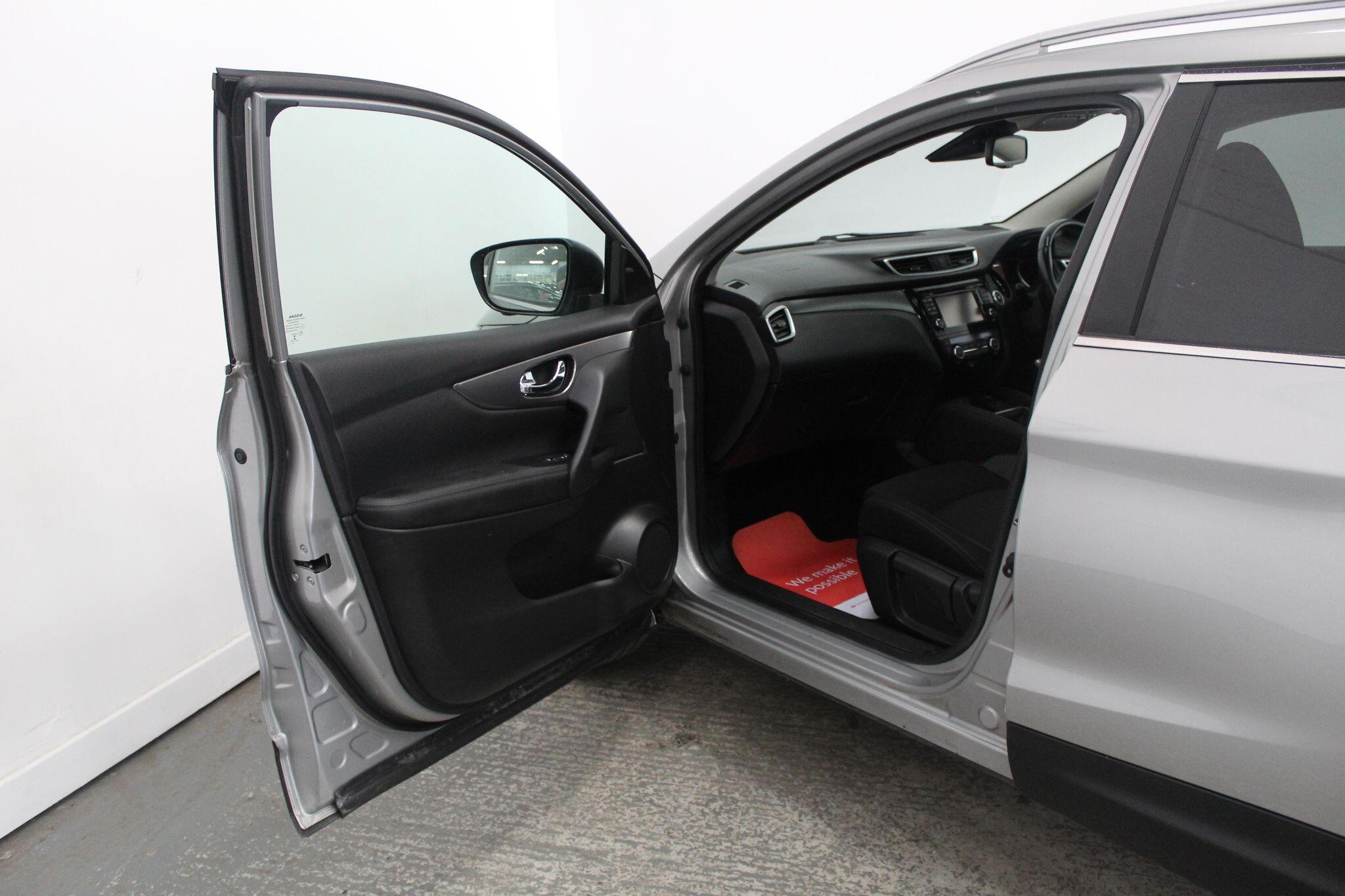 Nissan Qashqai view 28