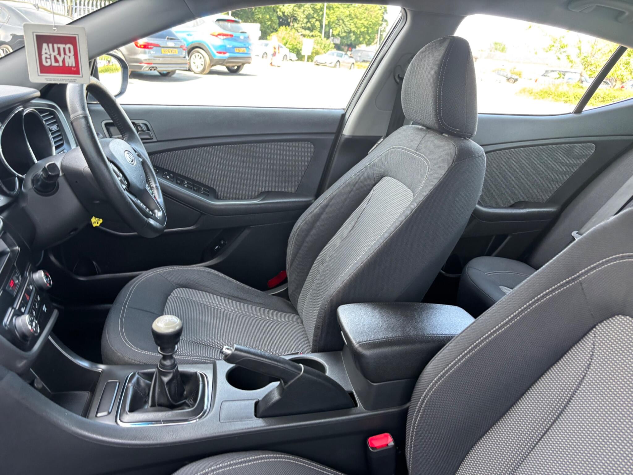 Kia Optima view 15