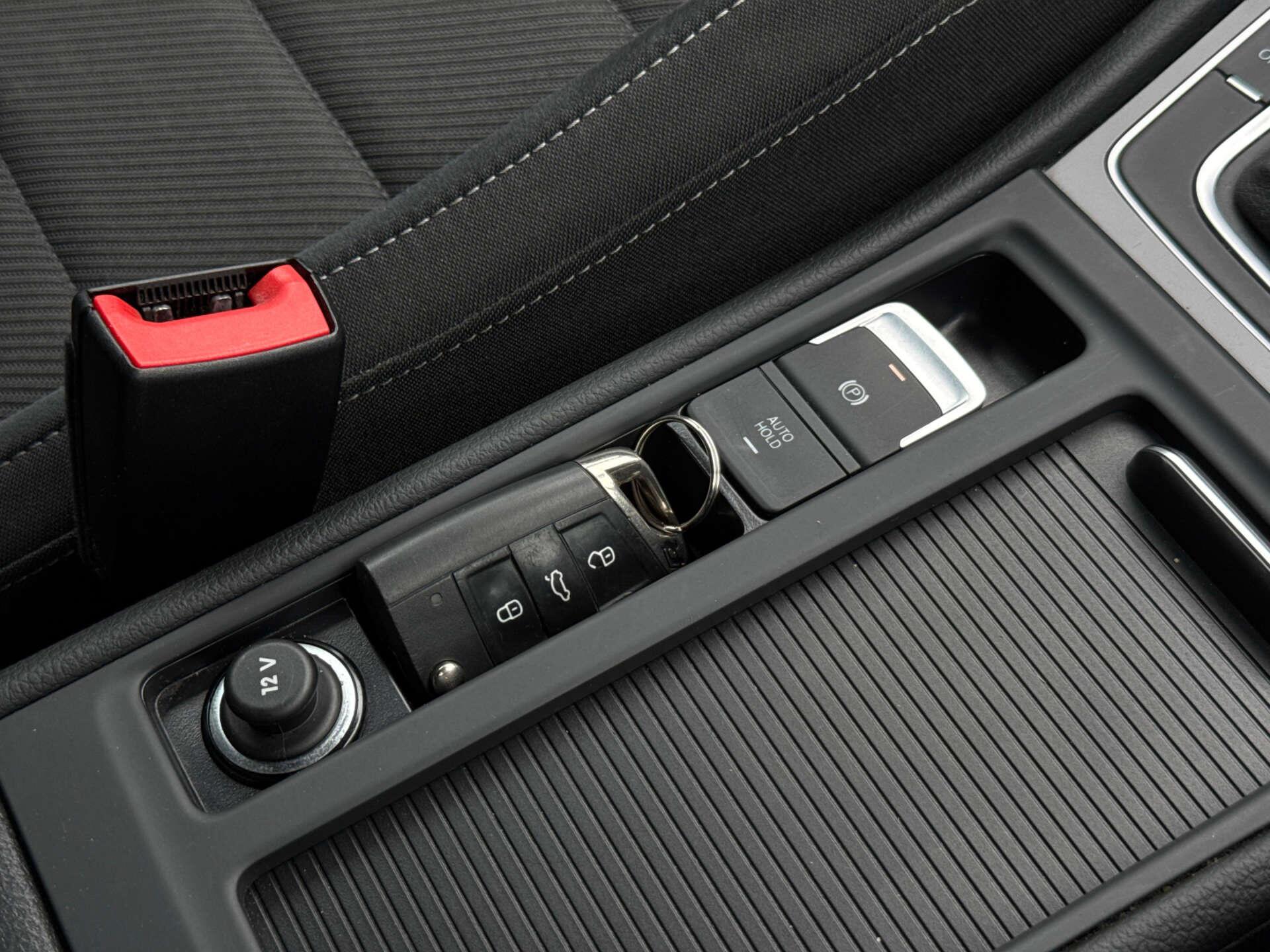 Volkswagen Golf view 62