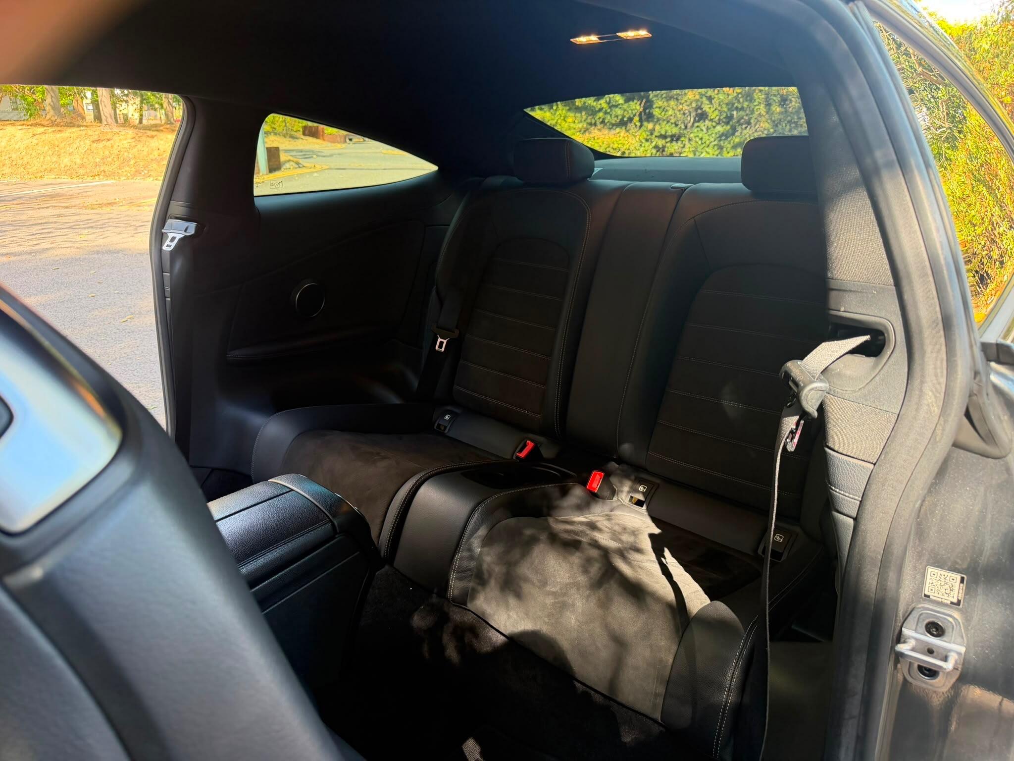 Mercedes-Benz C-Class view 19