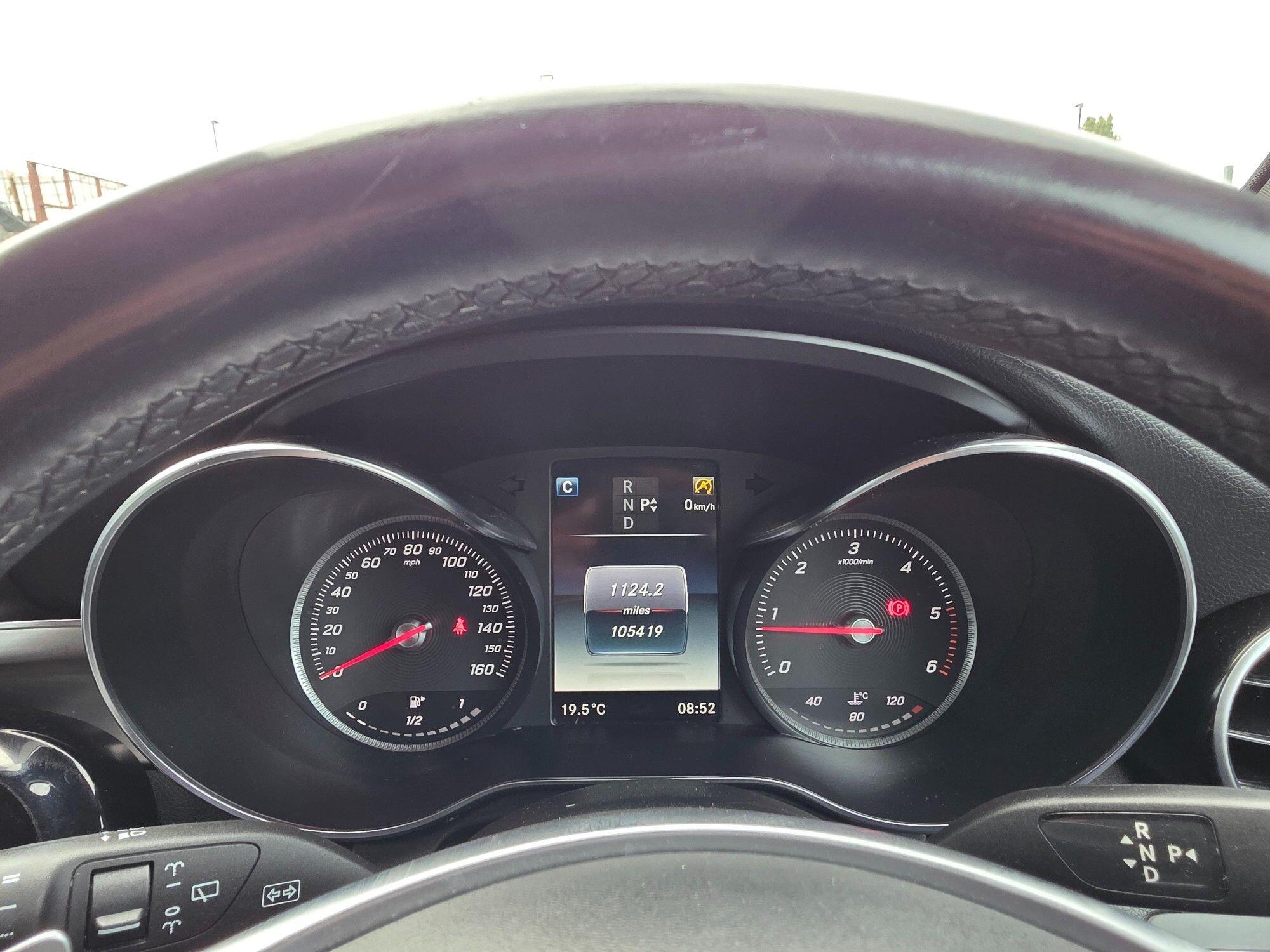 Mercedes-Benz GLC view 39