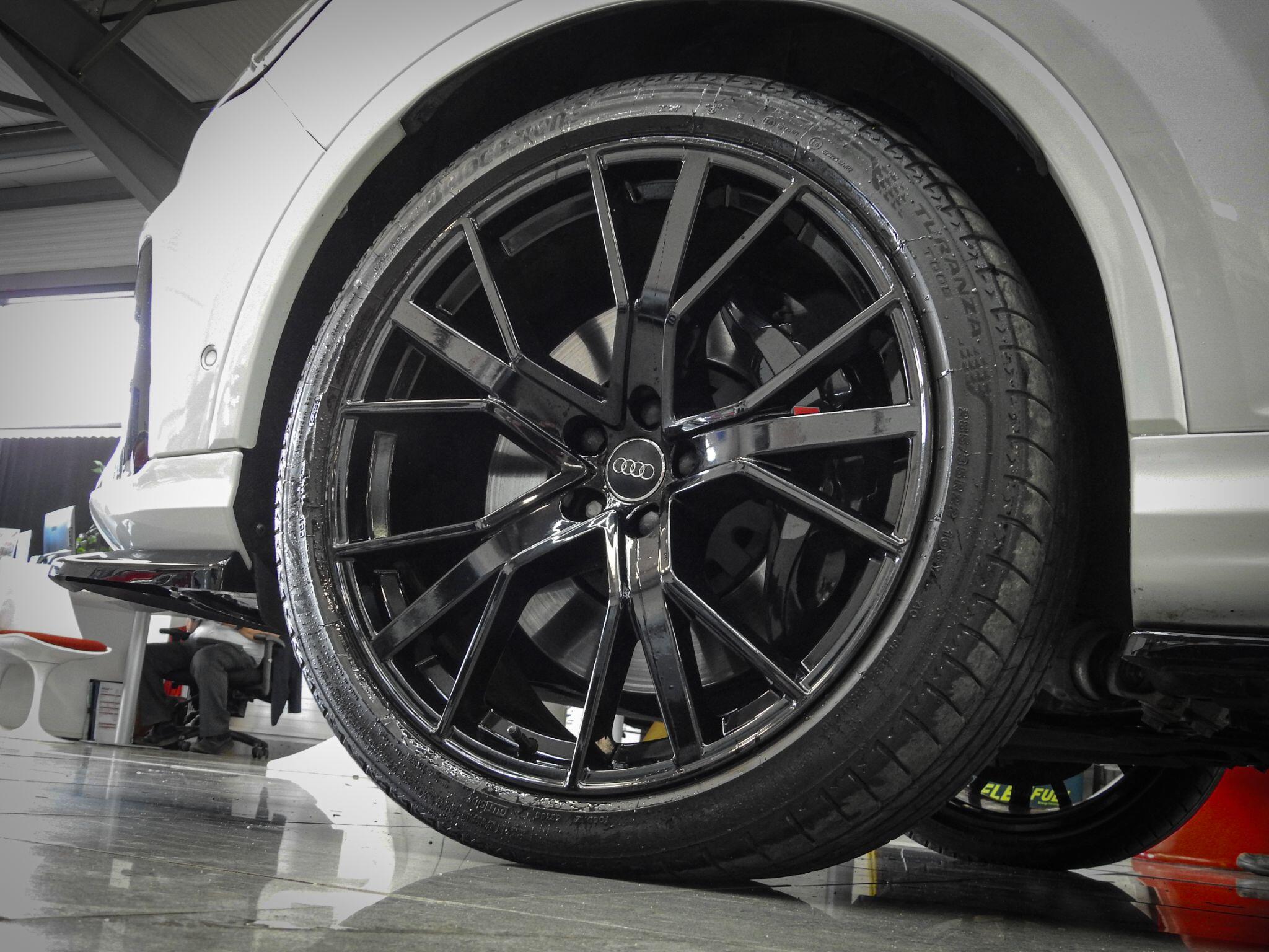 Audi SQ7 view 19