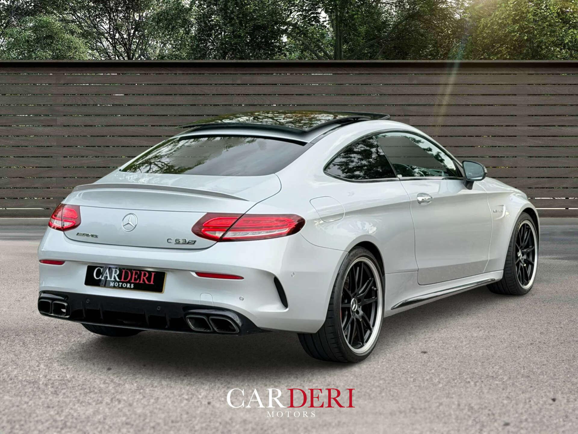 Mercedes-Benz C-Class view 21