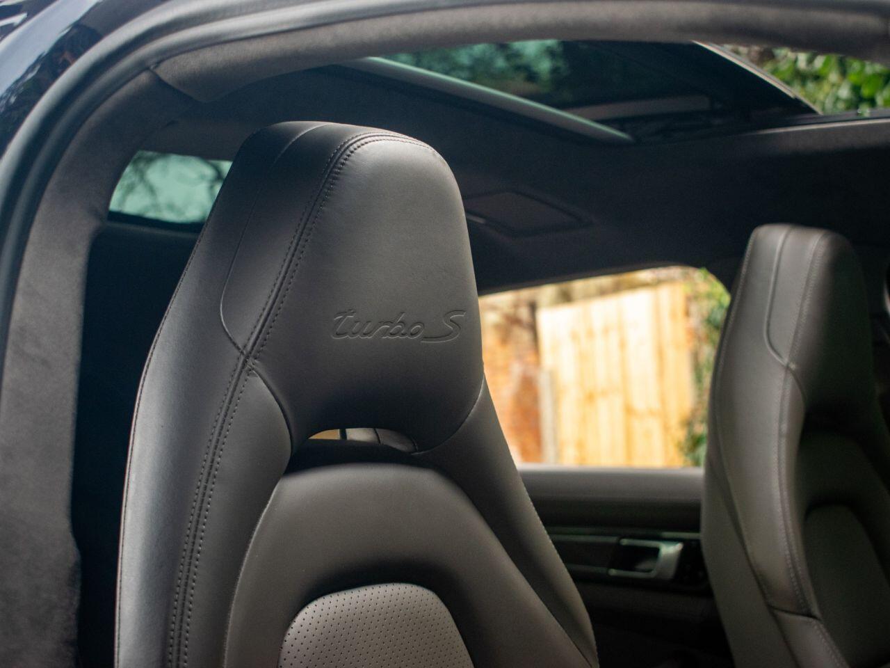 Porsche Panamera view 39