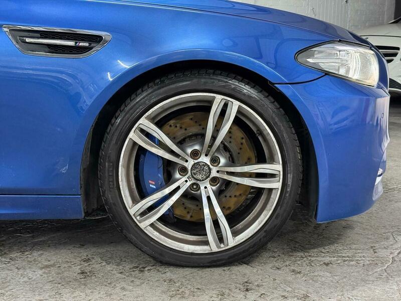 2014 BMW M5 image 33