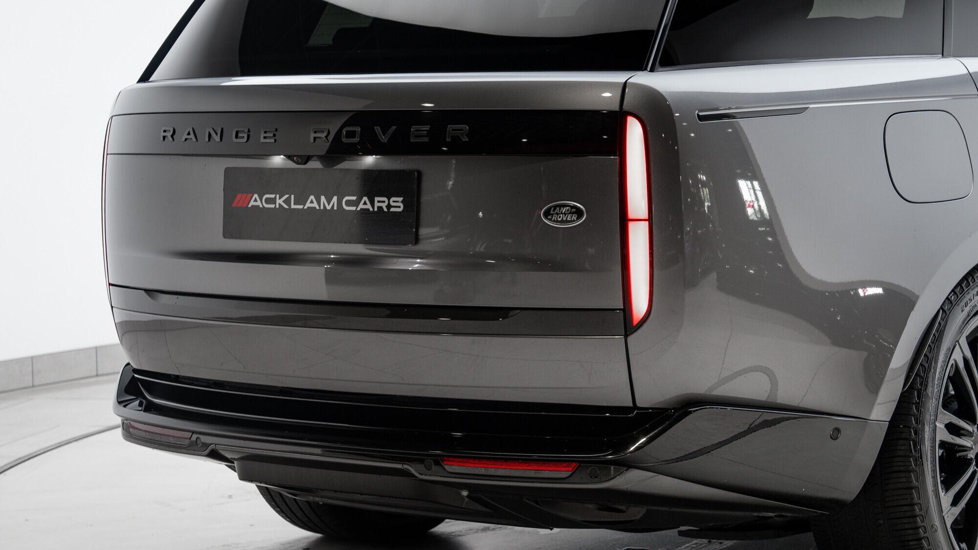 Land Rover Range Rover view 16