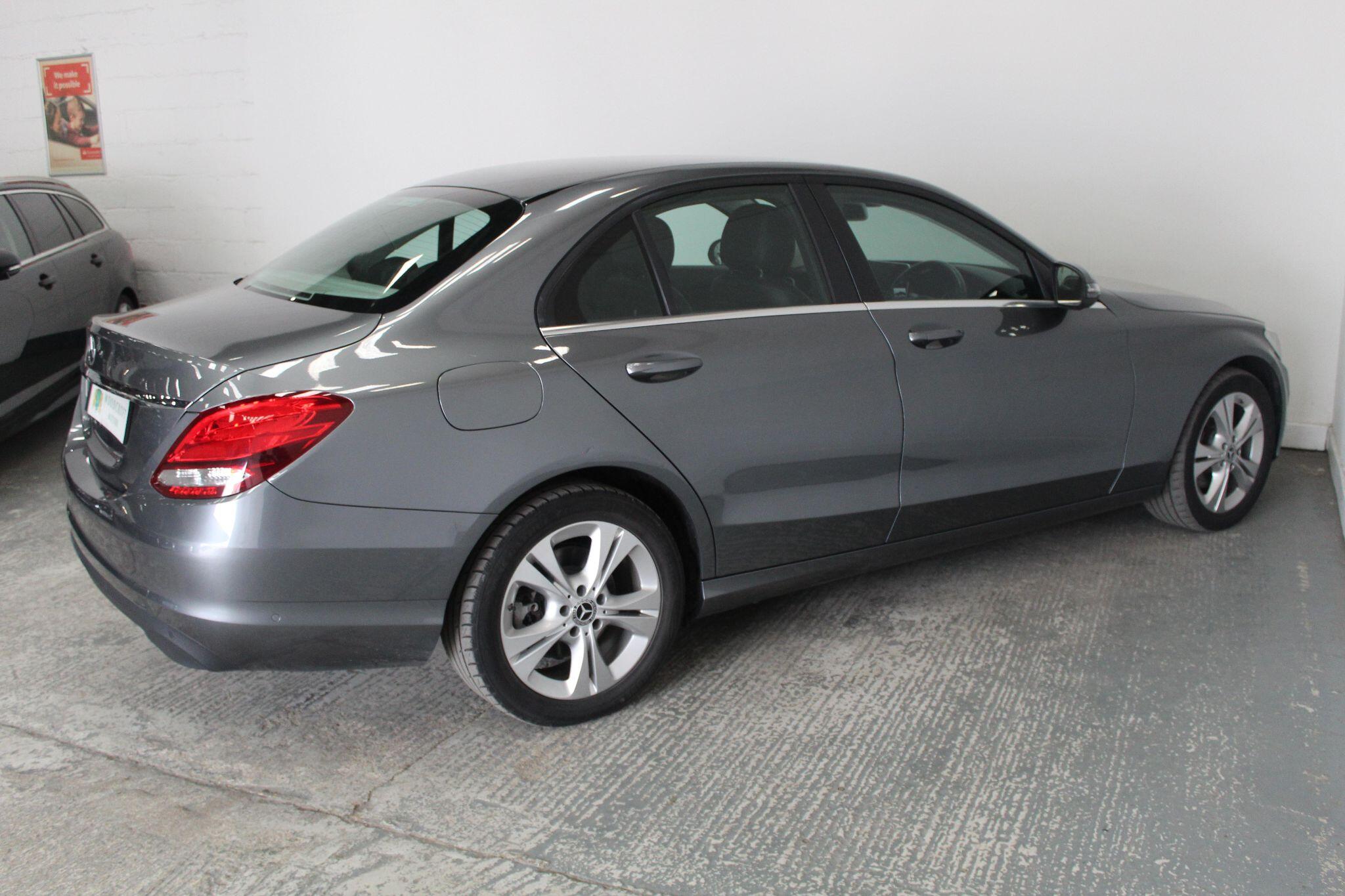 Mercedes-Benz C-Class view 11