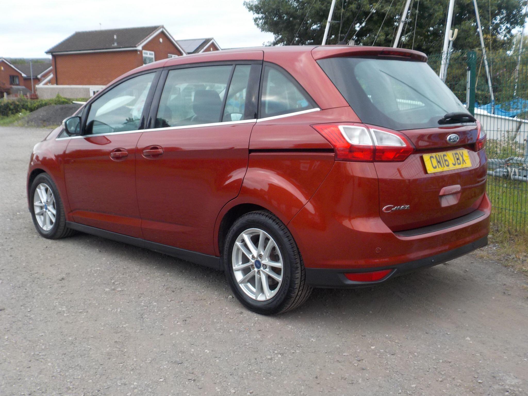 Ford Grand C-Max 1.5 TDCi Zetec Euro 6 (s/s) 5dr