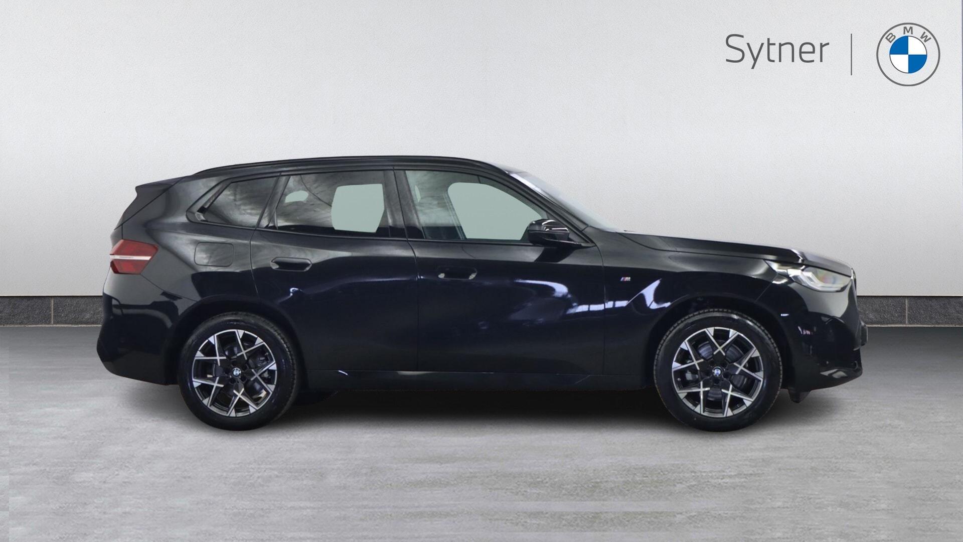 BMW X3 view 3