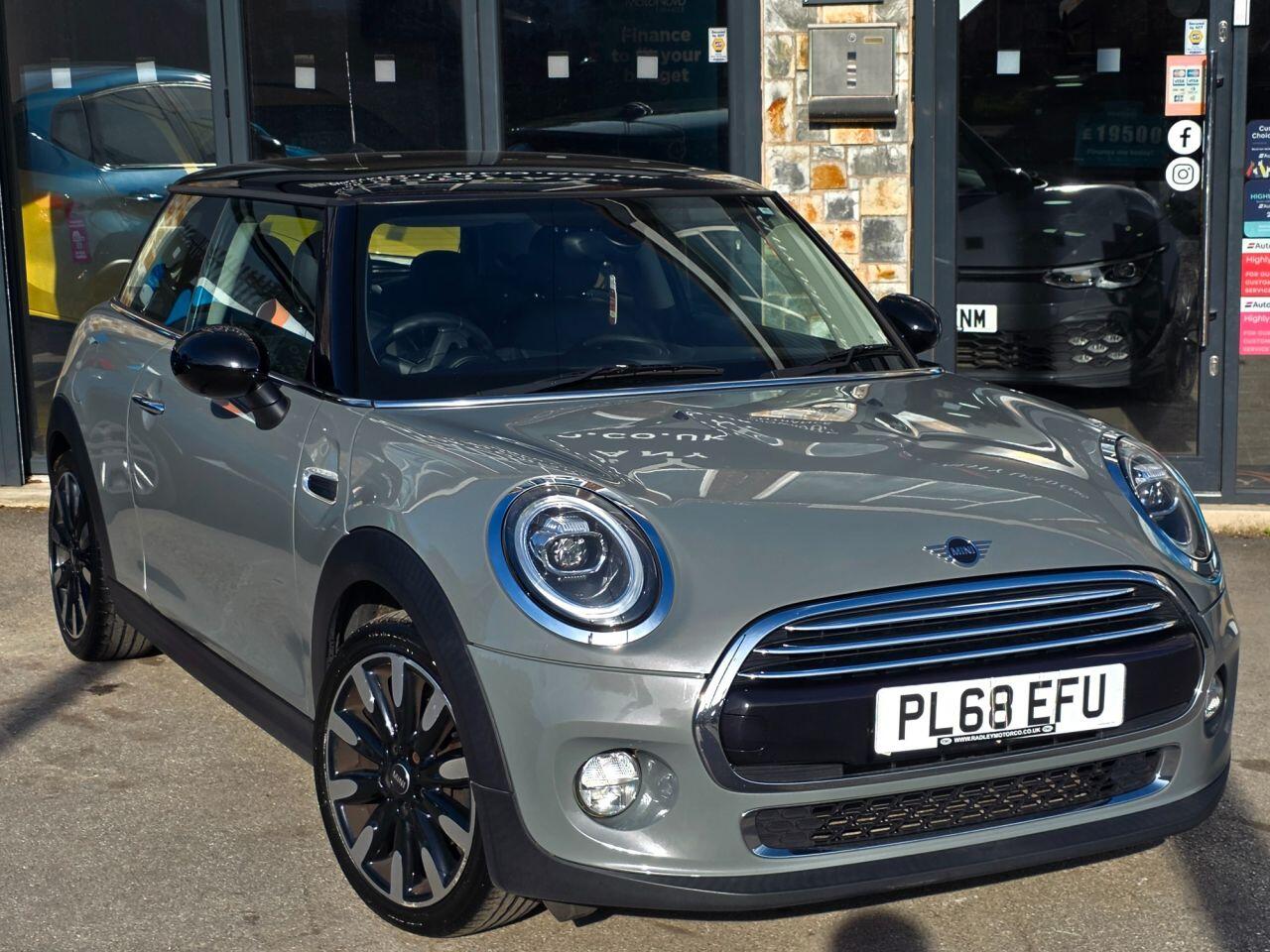 Mini Cooper view 6
