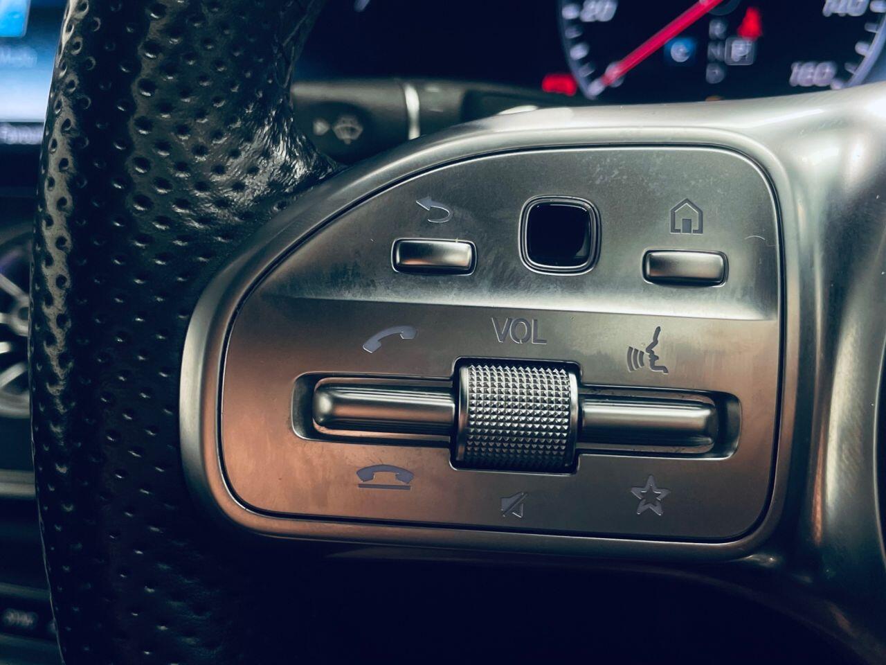 Mercedes-Benz E Class view 20