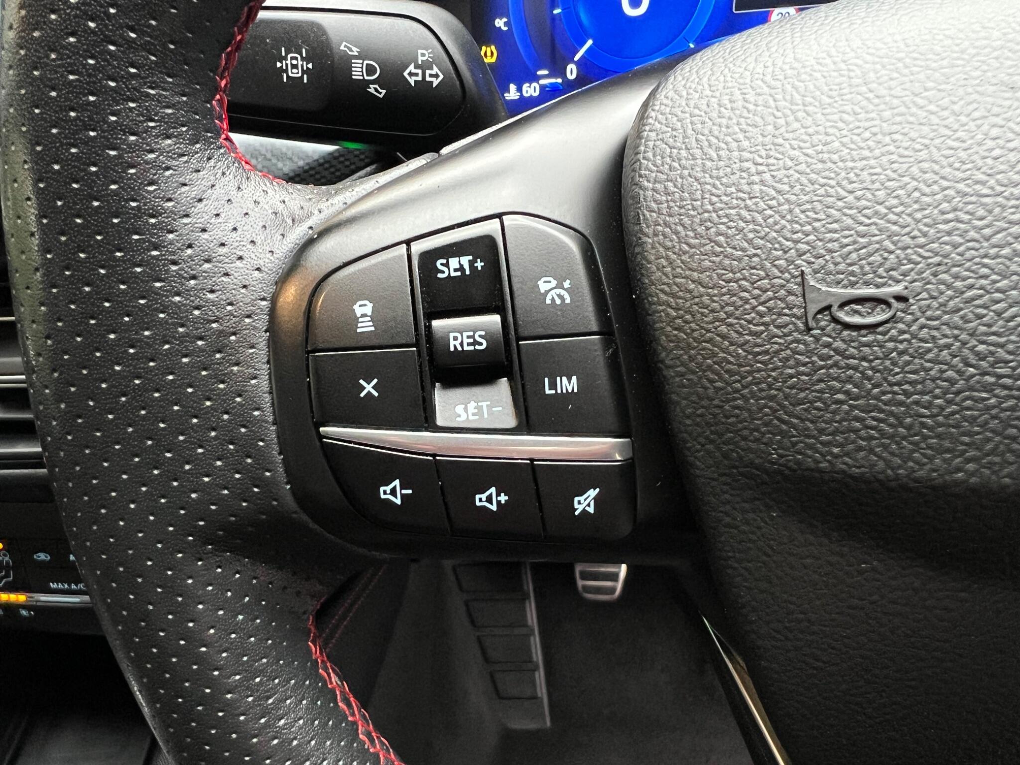 Ford Kuga view 29