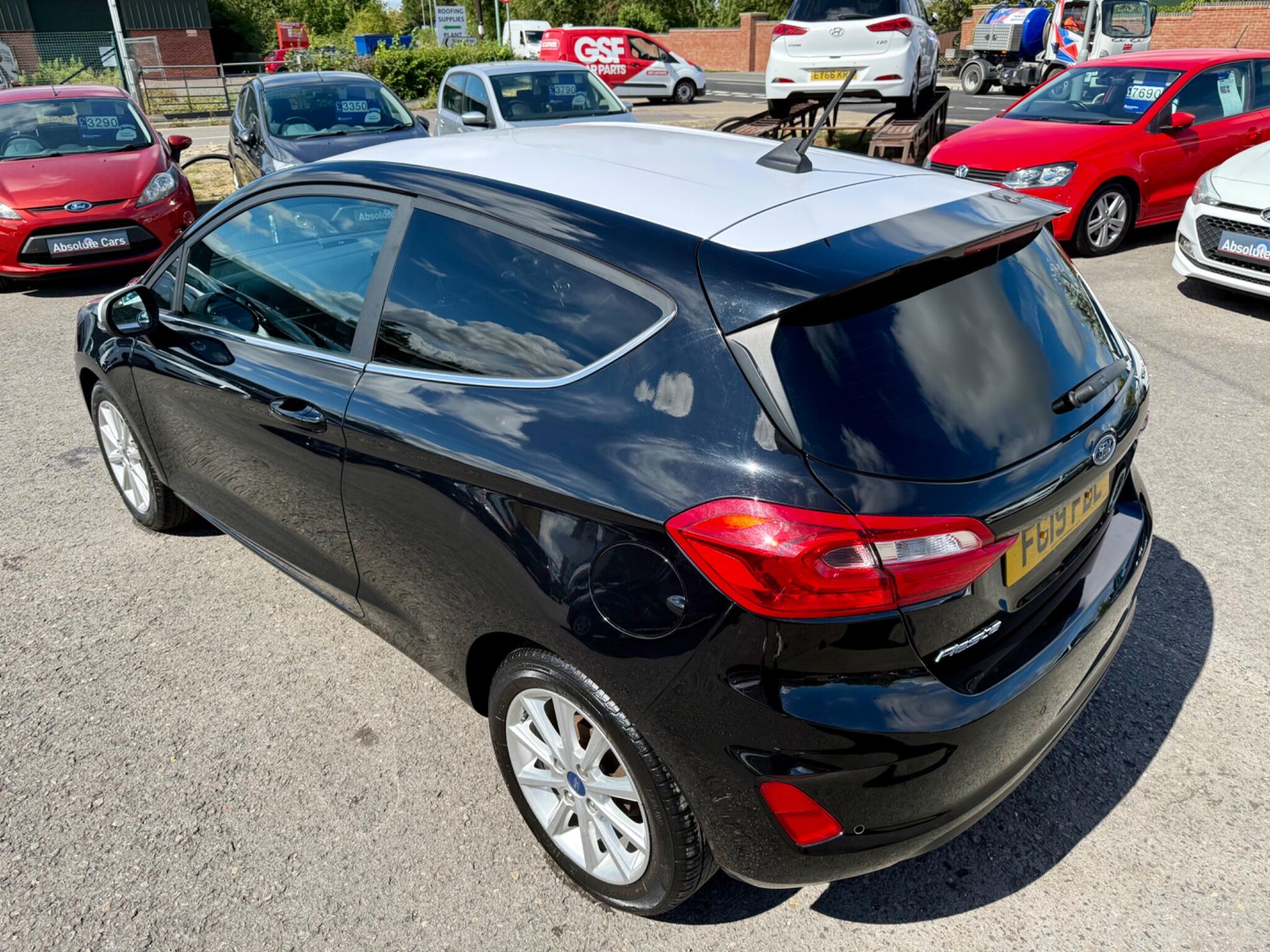 2019 Ford Fiesta 1.0T EcoBoost Titanium X Euro 6 (s/s) 3dr • 102,263 miles image 4