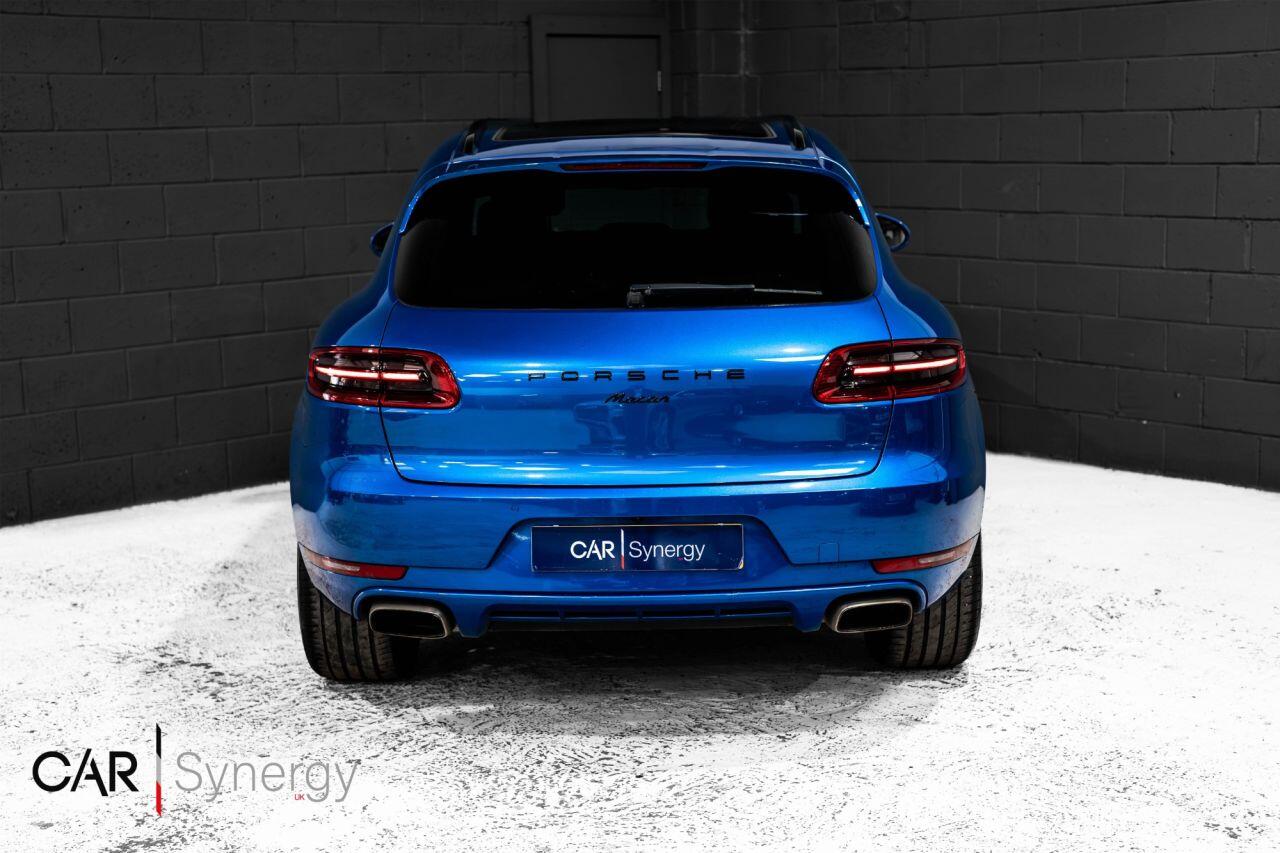 Porsche Macan view 6