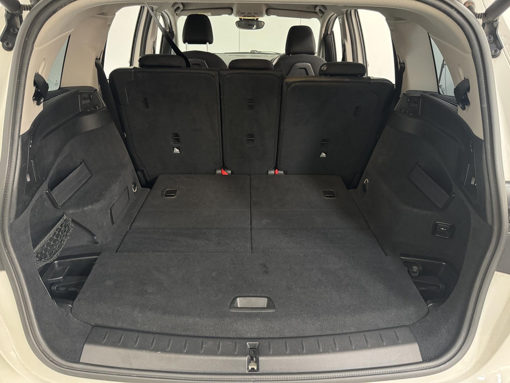BMW 2 Series Gran Tourer view 59