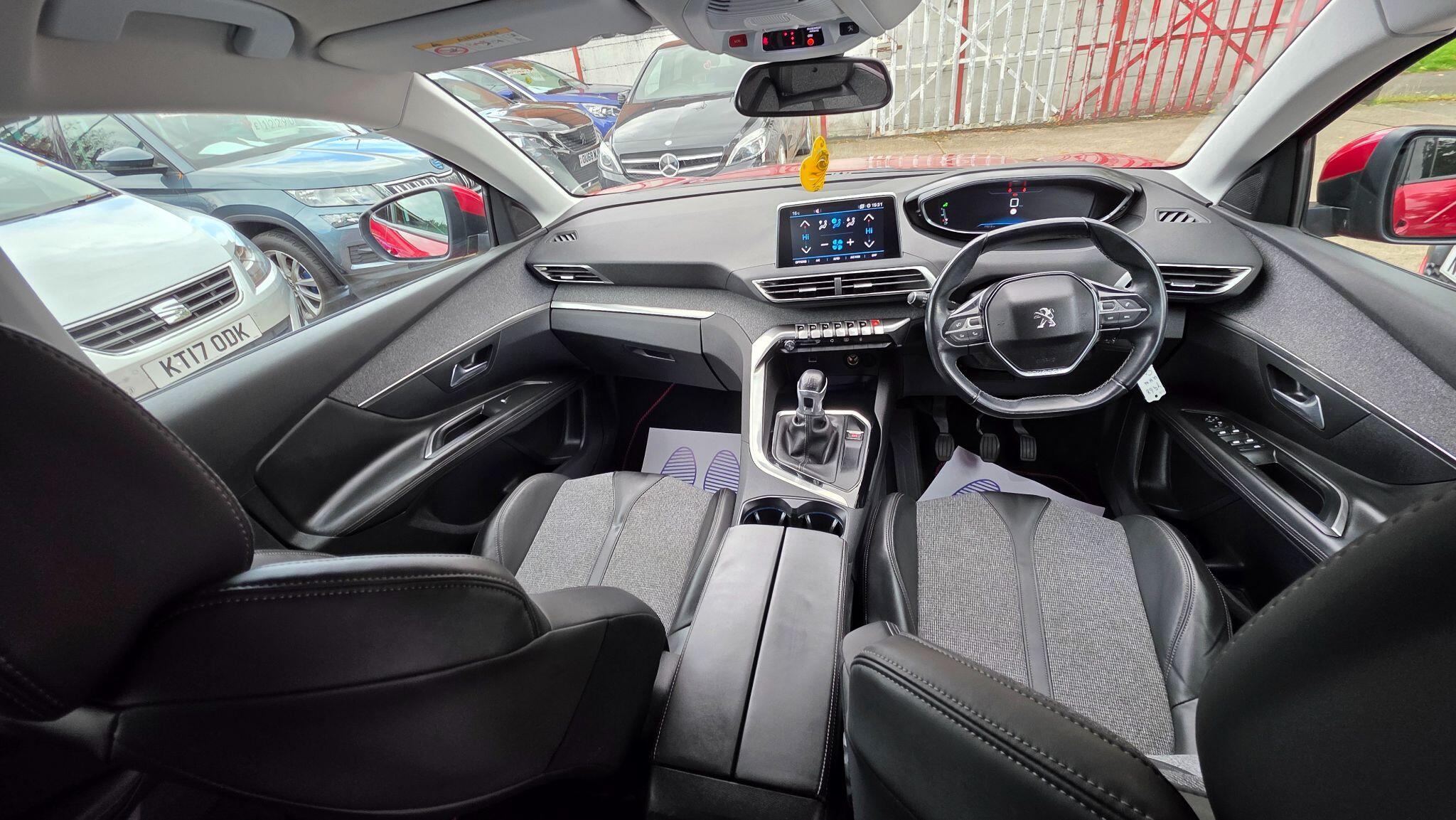 Peugeot 3008 view 25