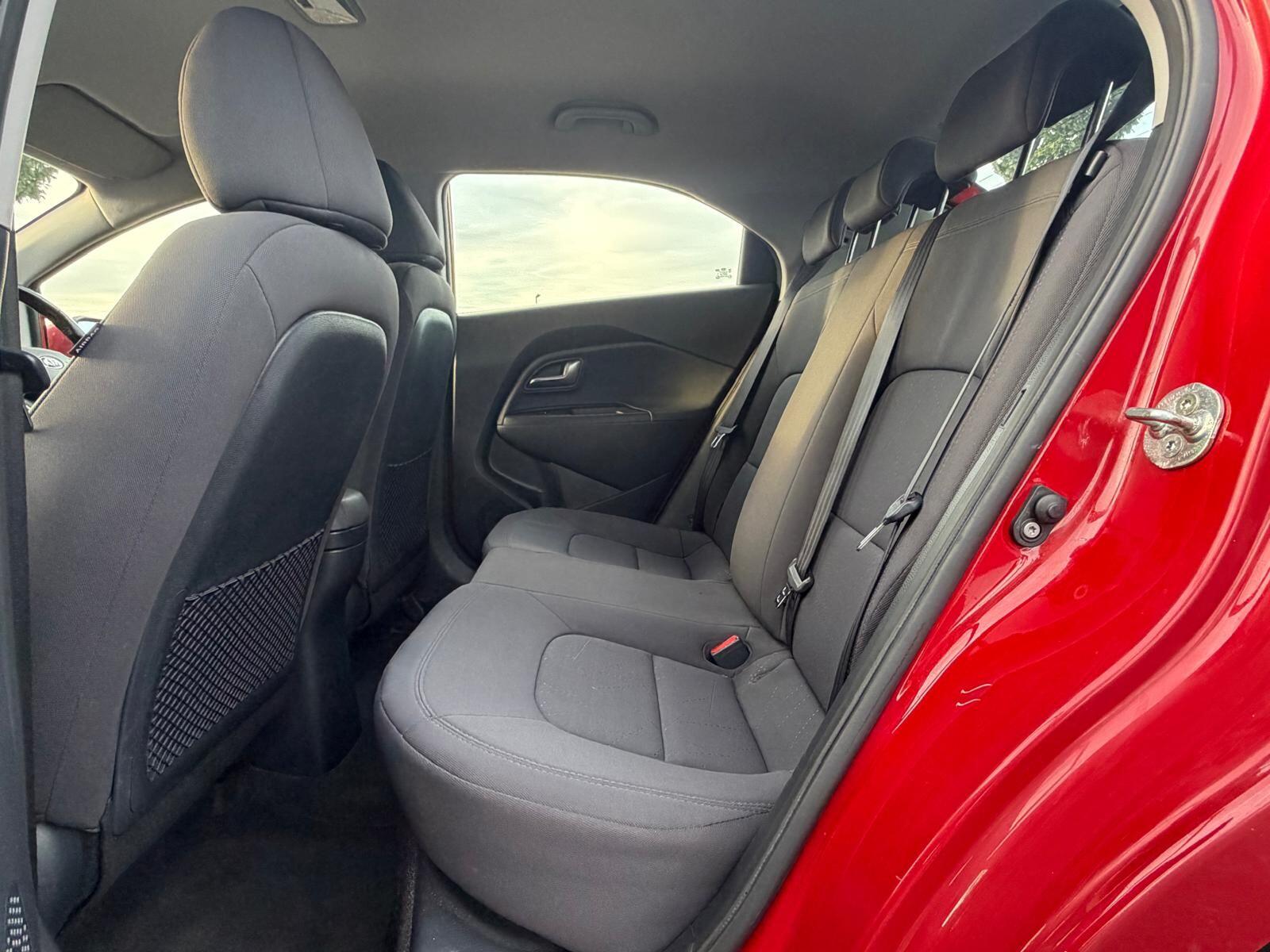 Kia Rio view 19
