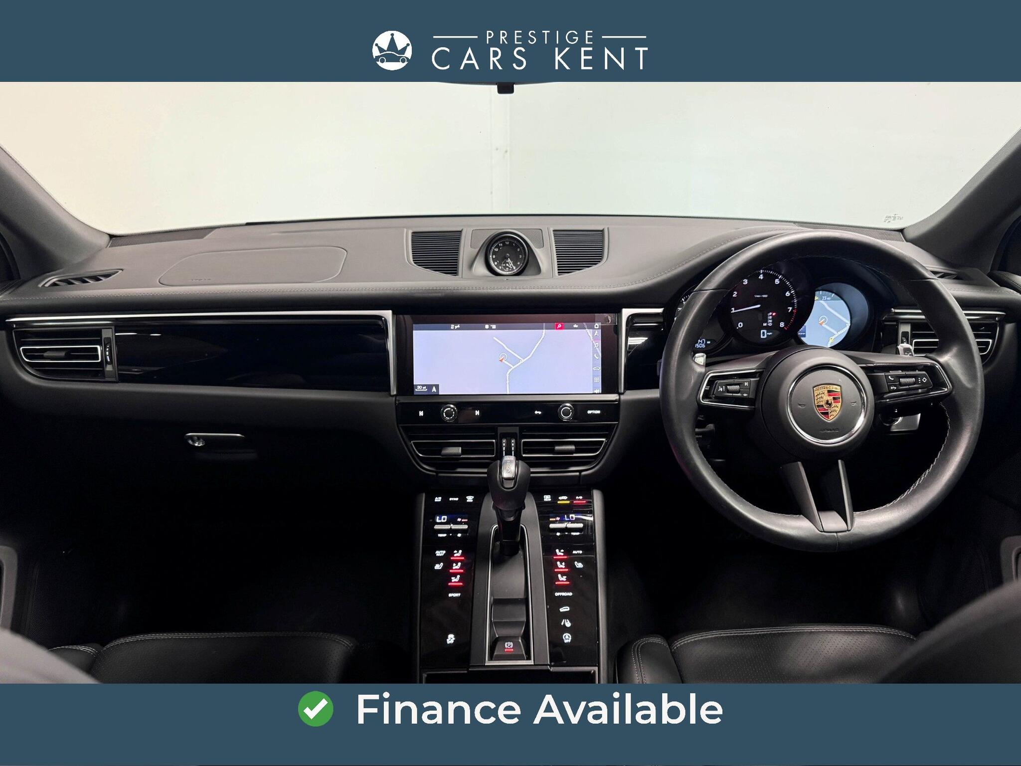 Porsche Macan view 2