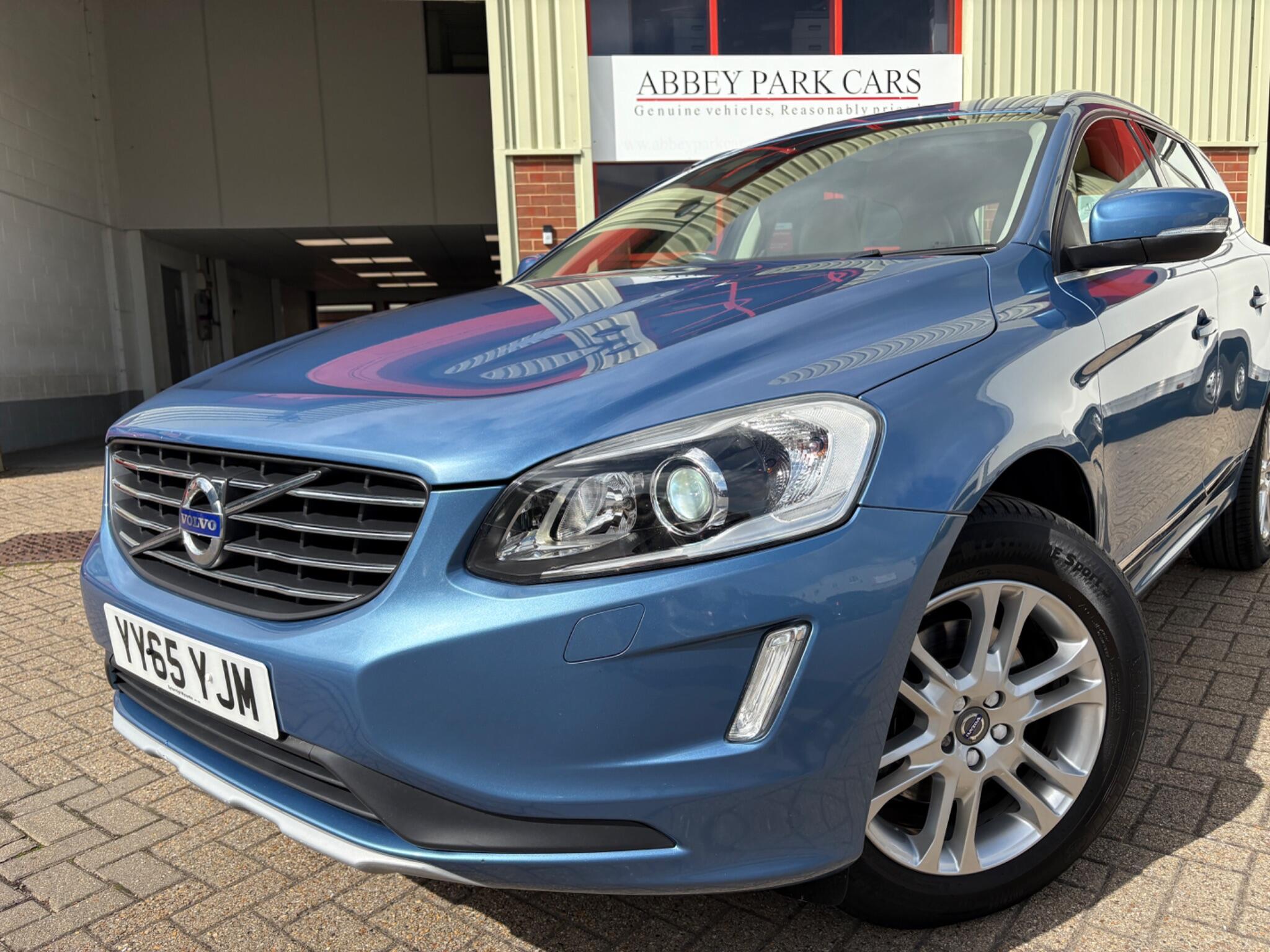 Volvo XC60 view 10