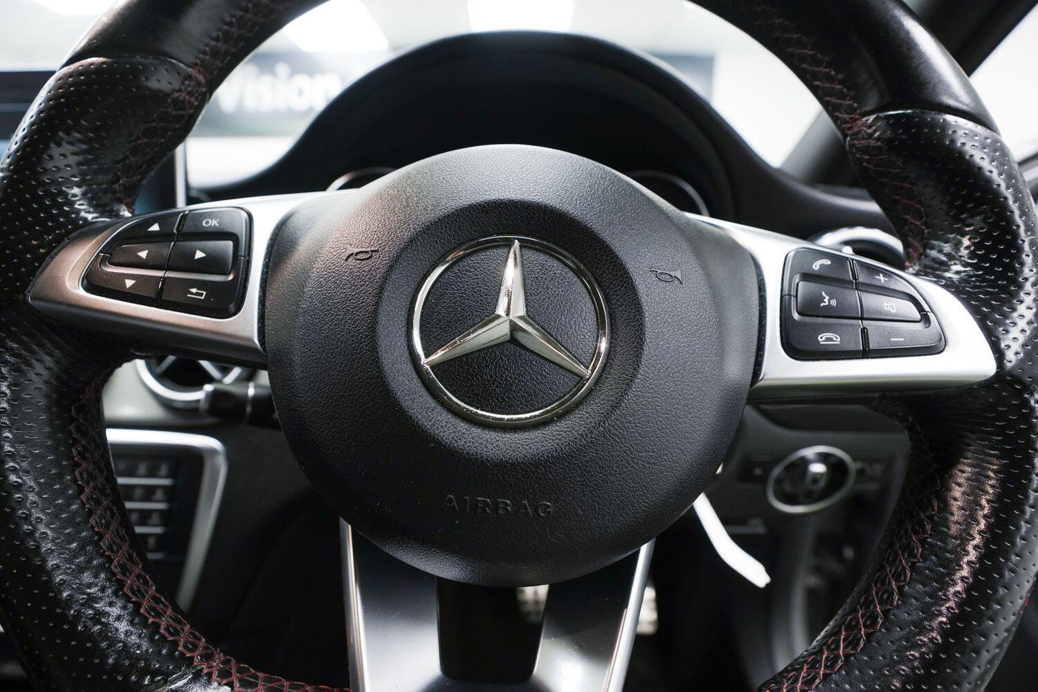 Mercedes-Benz Gla view 20