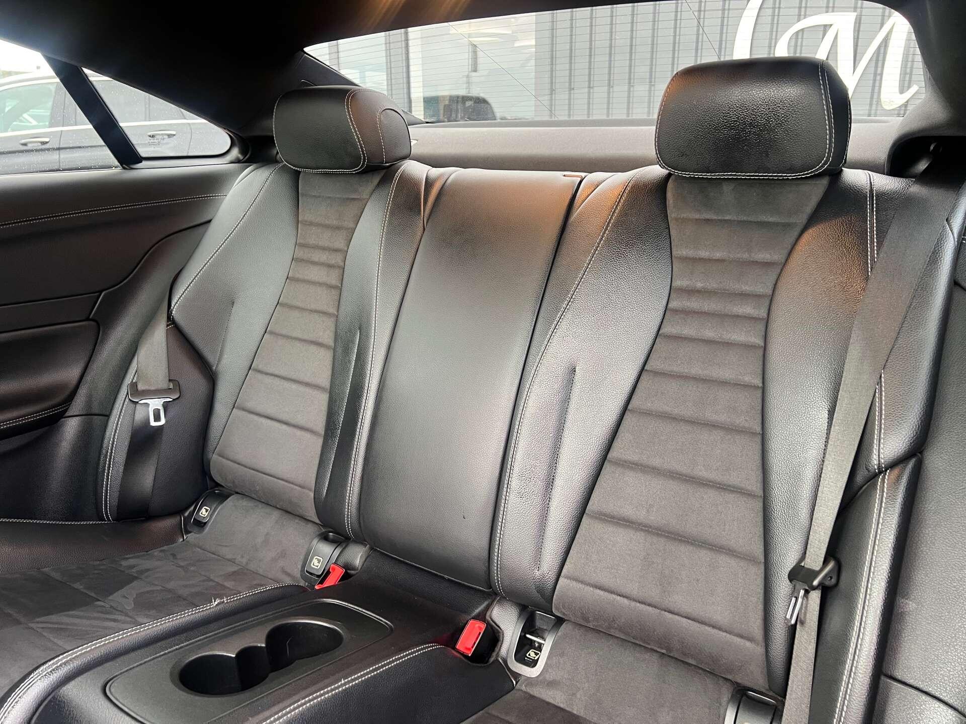 Mercedes-Benz E-Class view 51