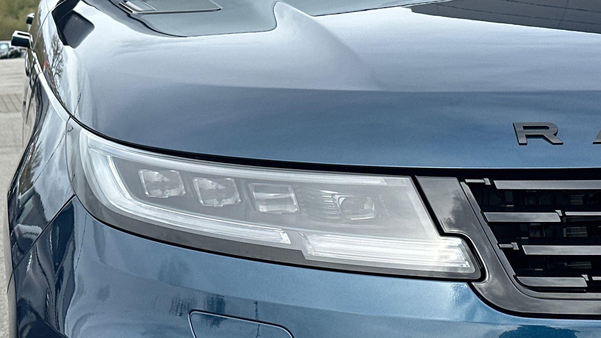 Land Rover Range Rover Sport view 17