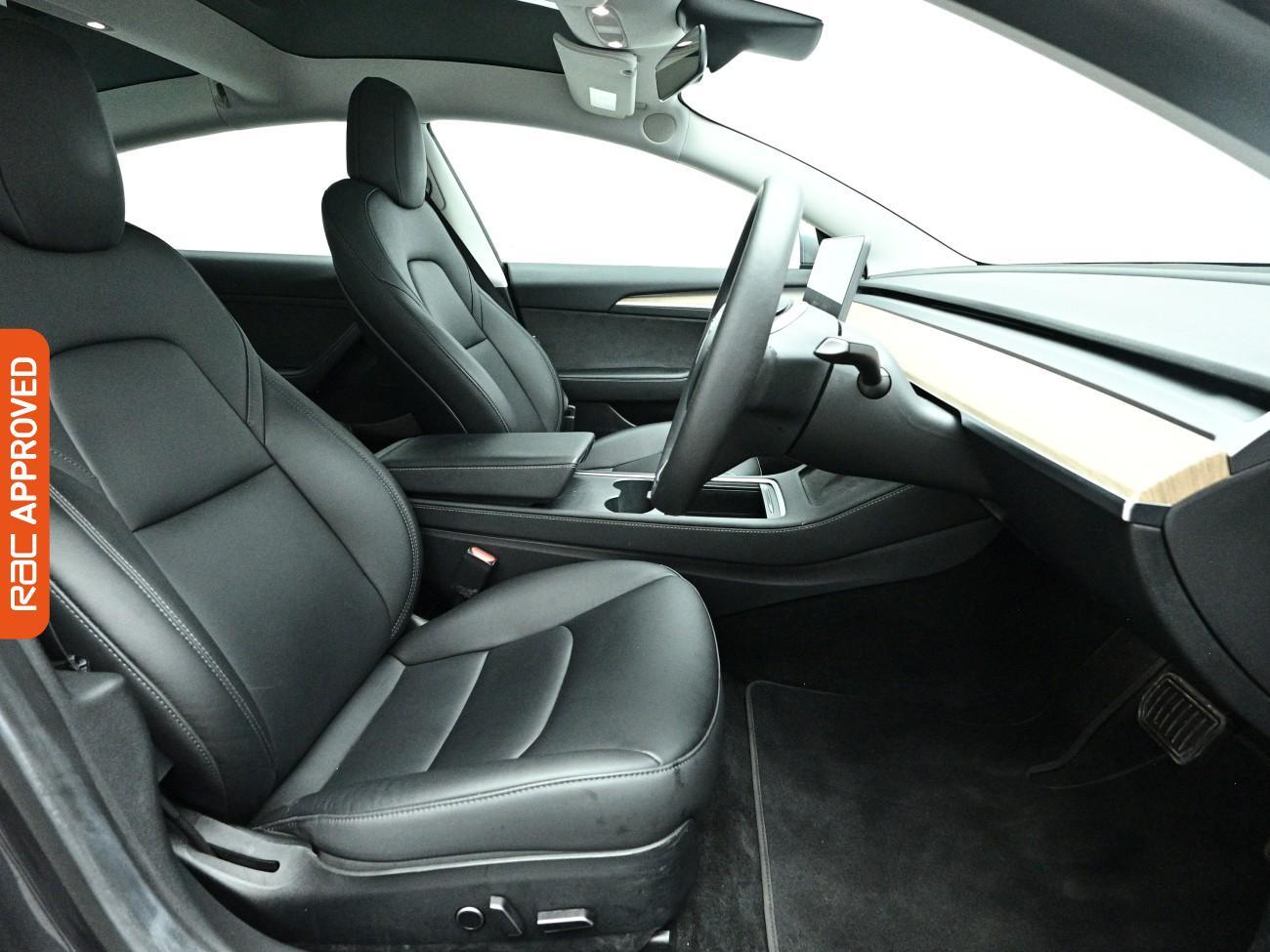 Tesla Model 3 view 13