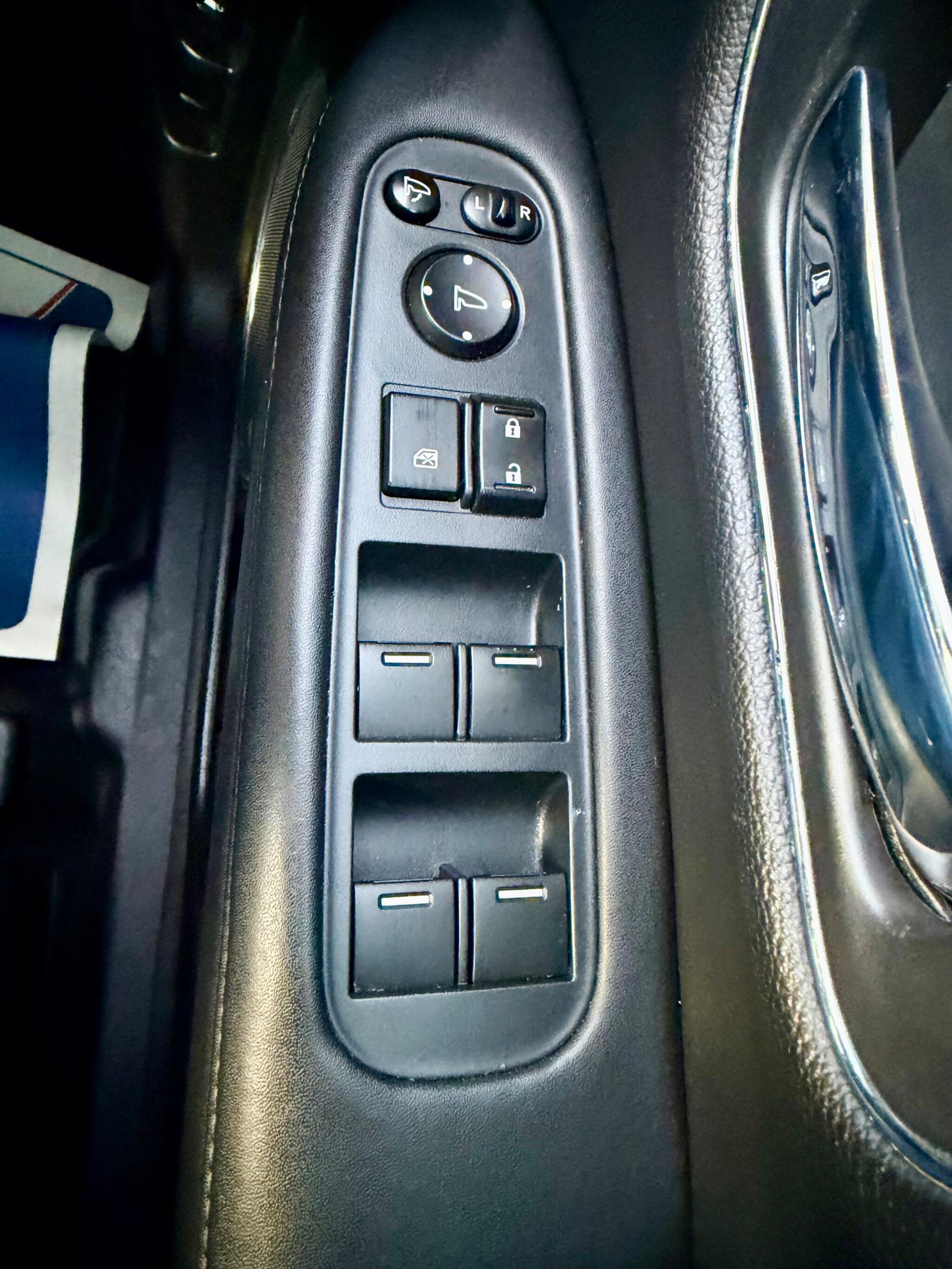 Honda HR-V view 34