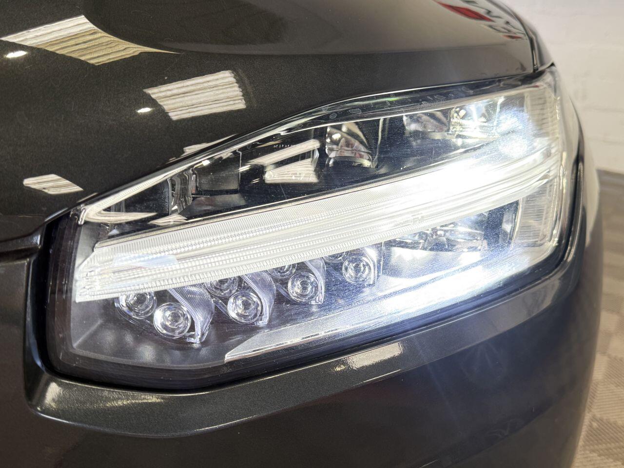 Volvo XC90 view 27