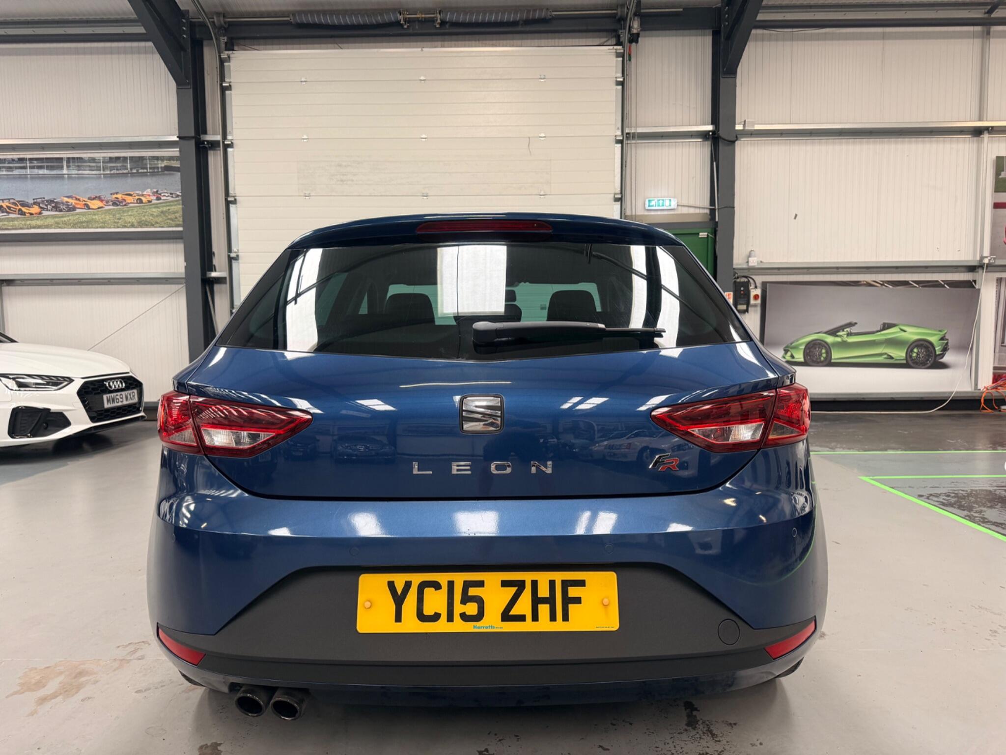 Seat Leon Leon view 16