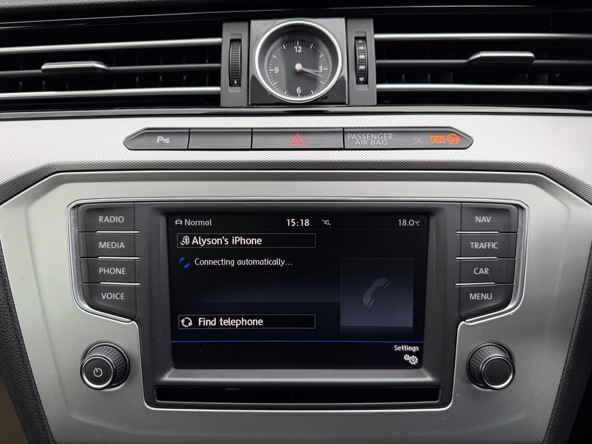 Volkswagen Passat view 30