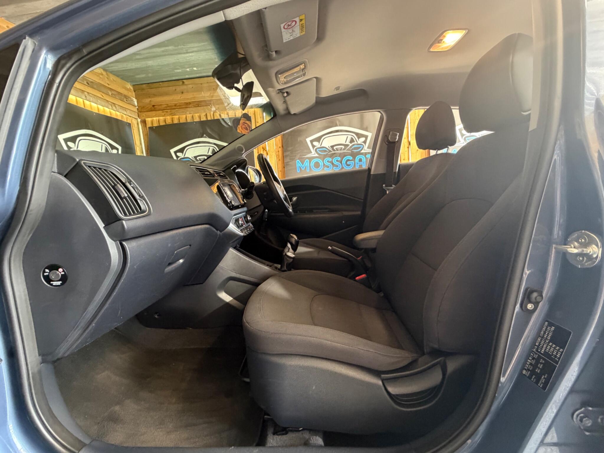 Kia Rio view 16