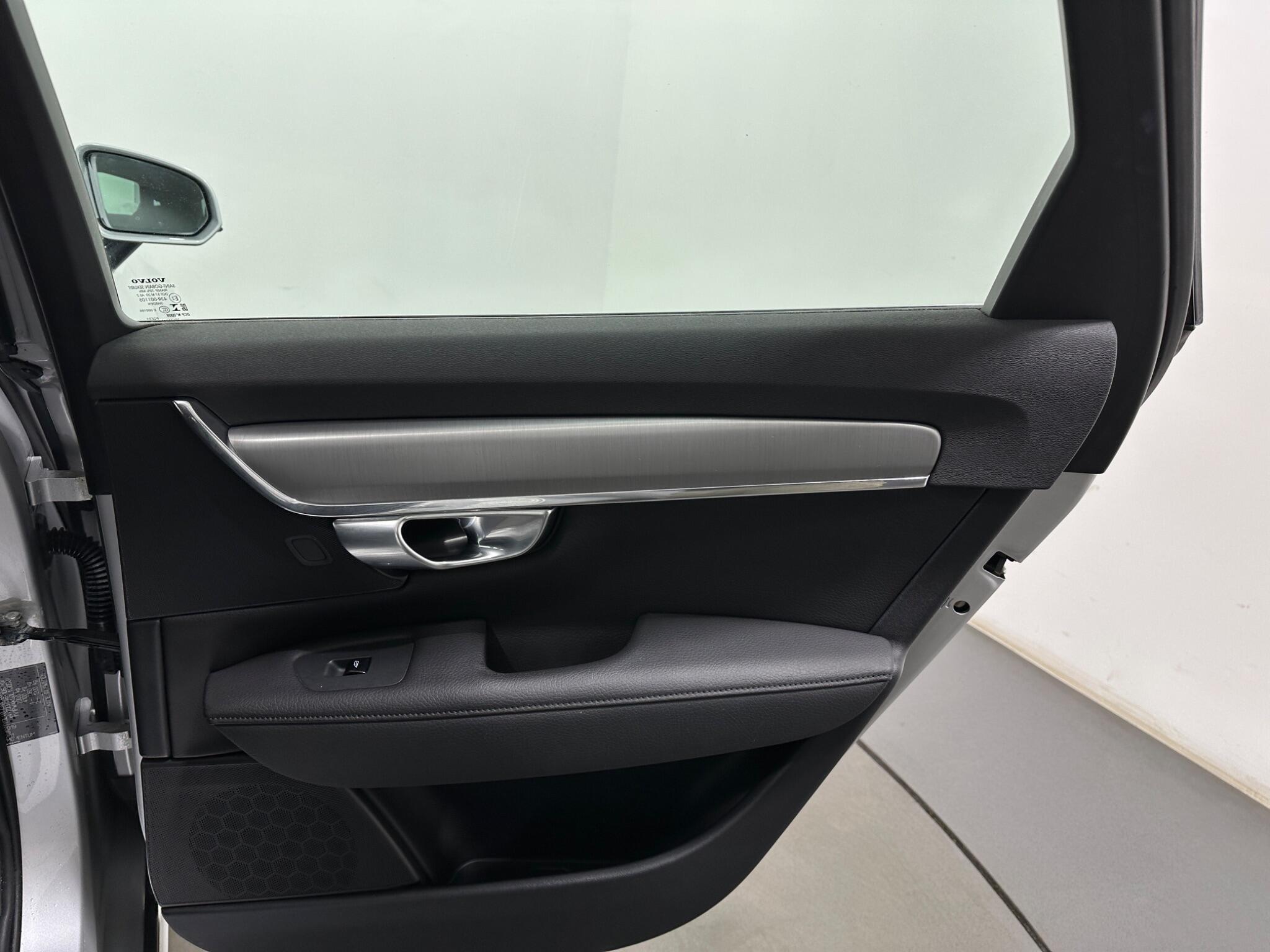 Volvo V90 view 42