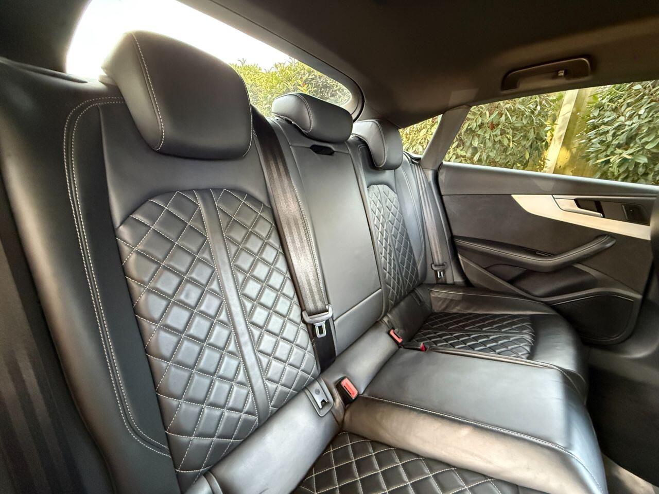 Audi Audi S5 view 35