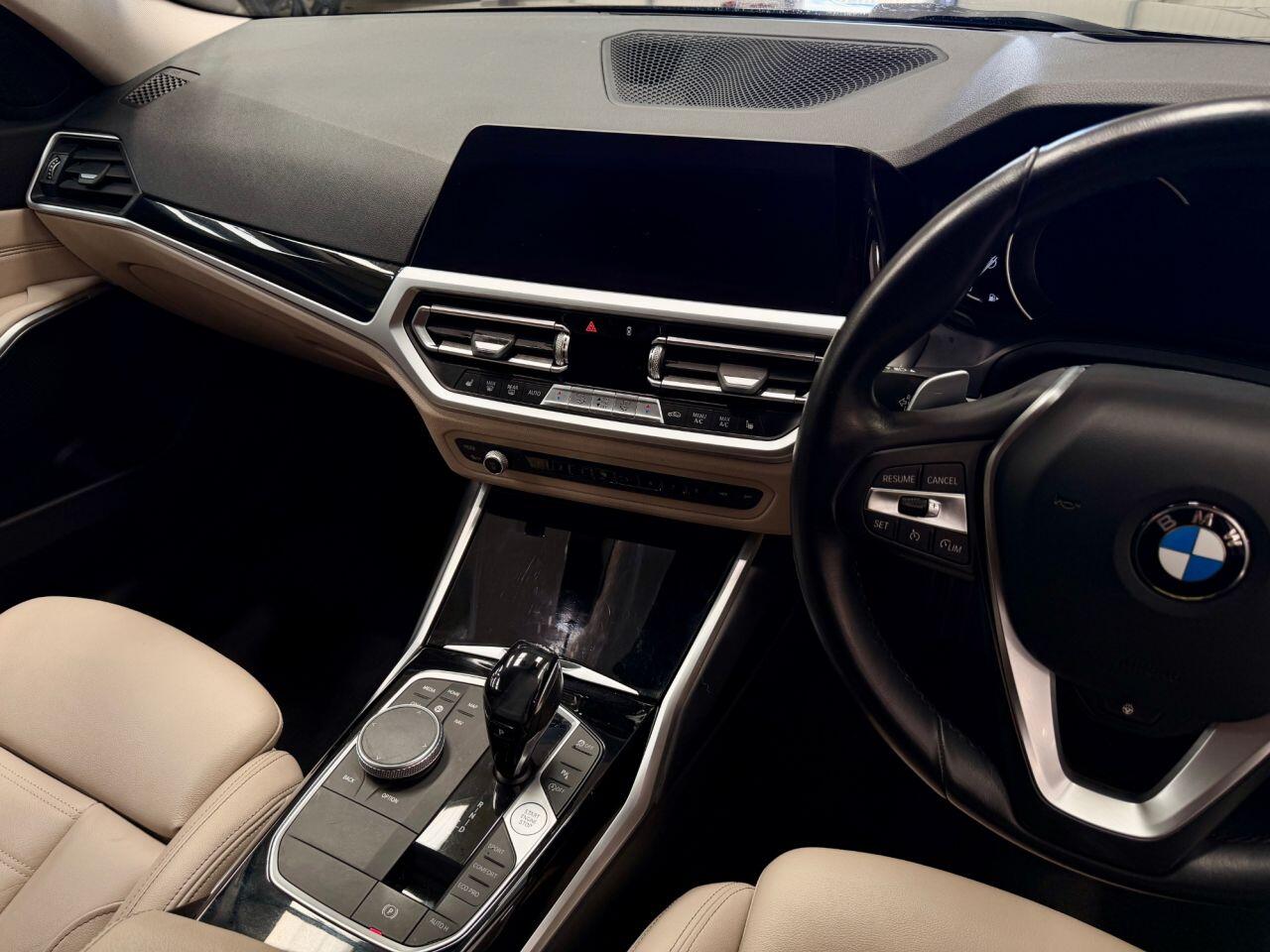 BMW 3 Series view 8