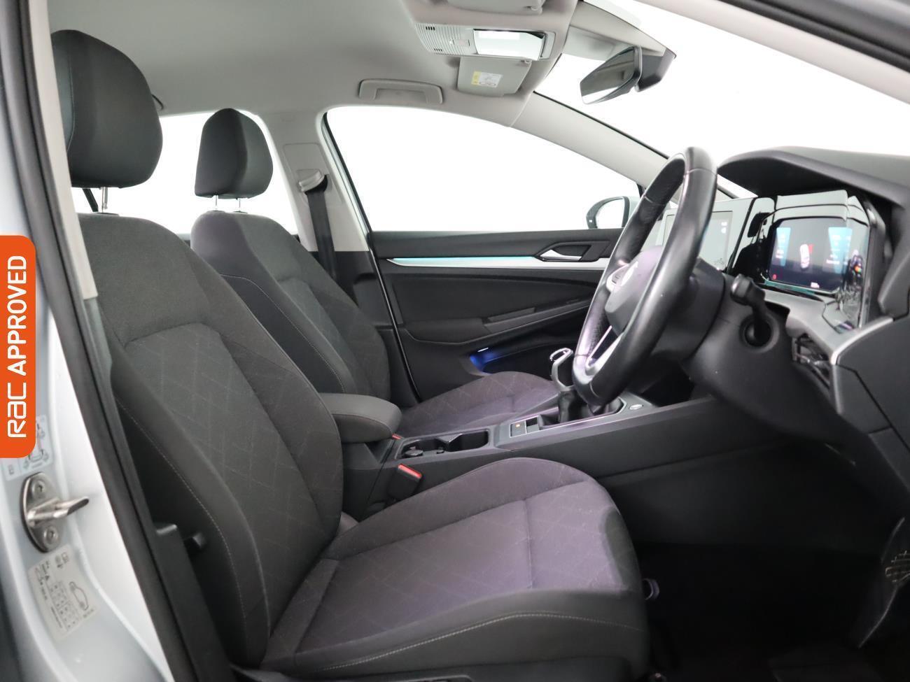 Volkswagen Golf view 12