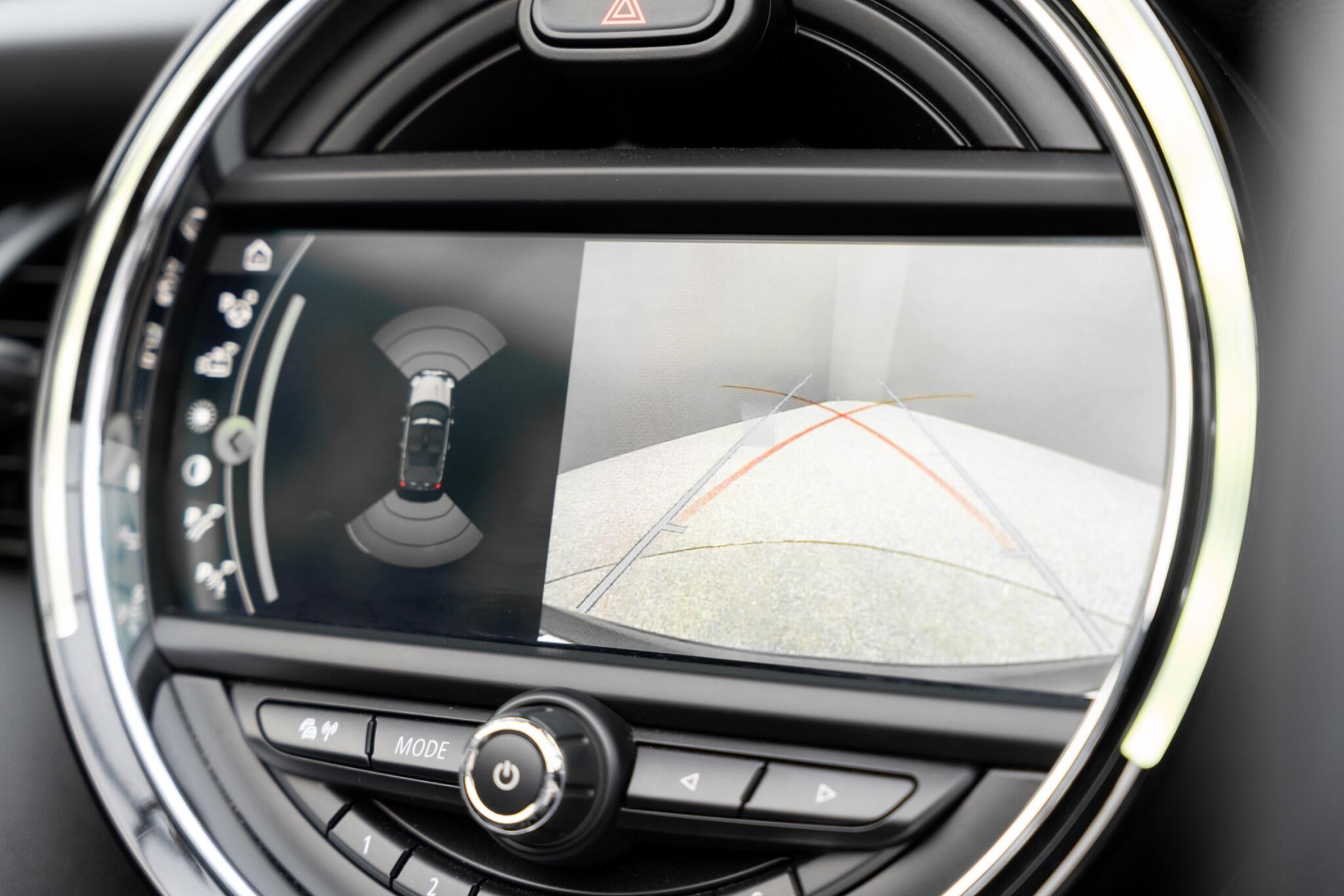 MINI Convertible view 11