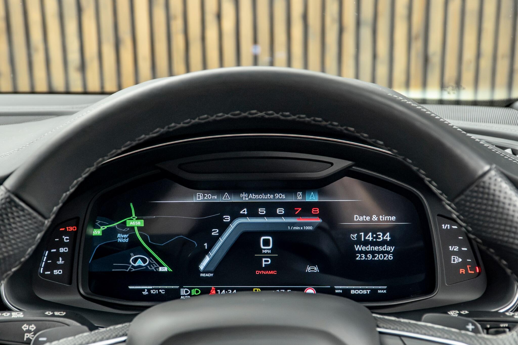 Audi SQ8 view 34