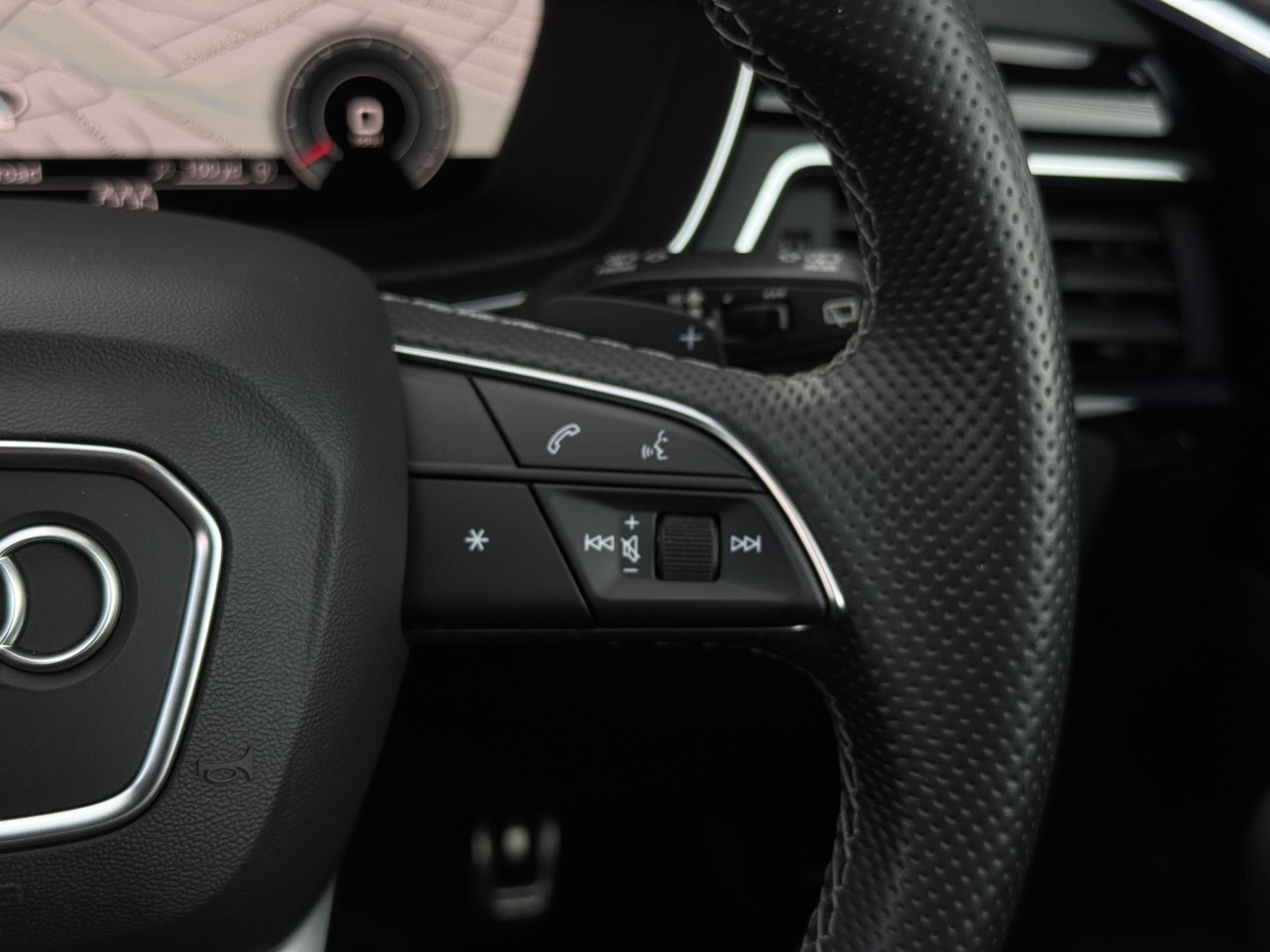 Audi A4 Avant view 38