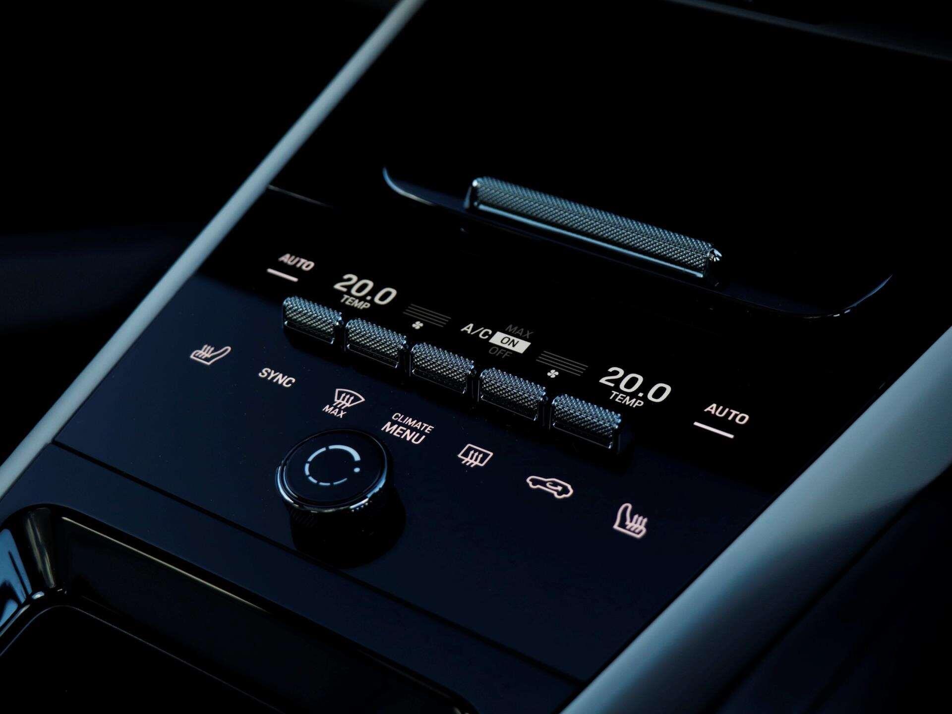 Porsche Cayenne view 17