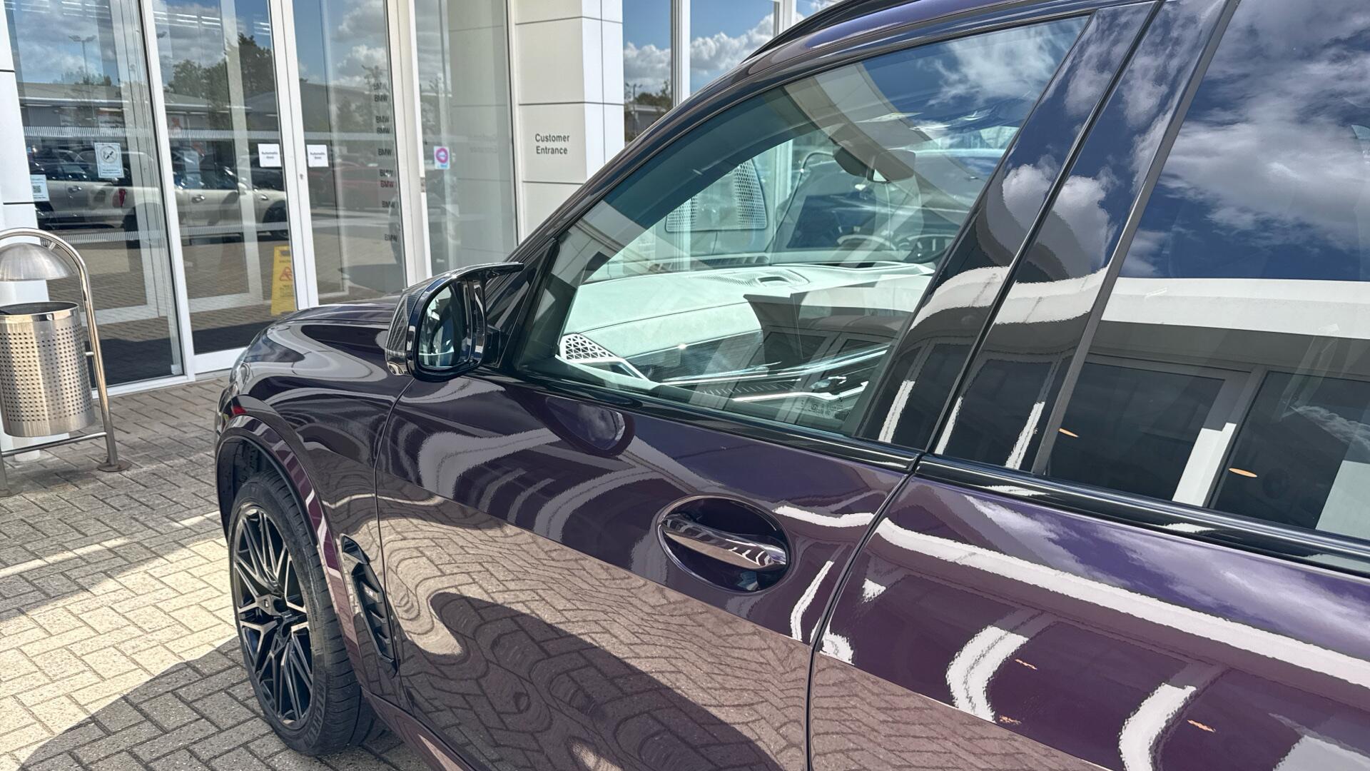 BMW X5 M view 34