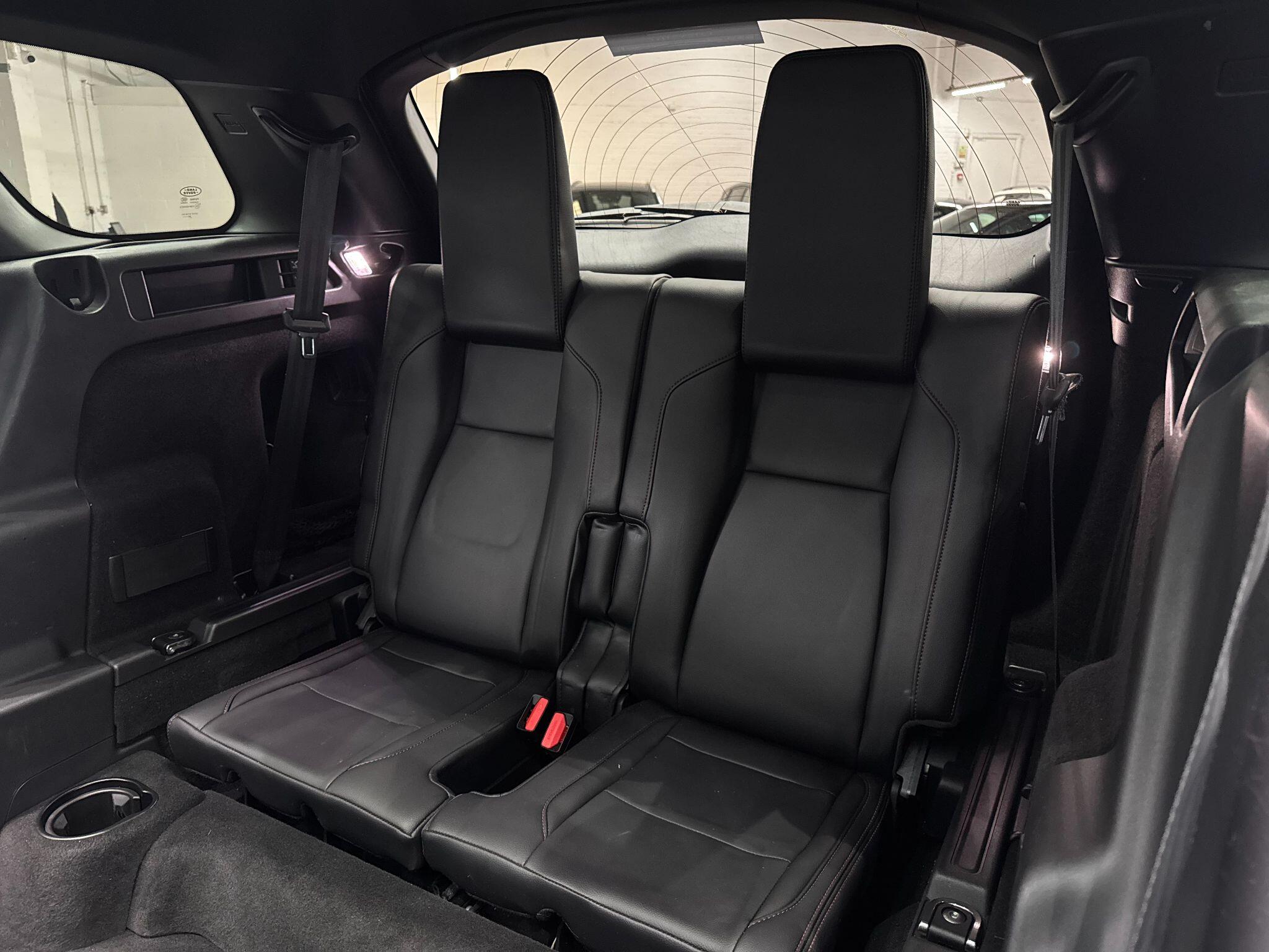 Land Rover Discovery Sport view 56