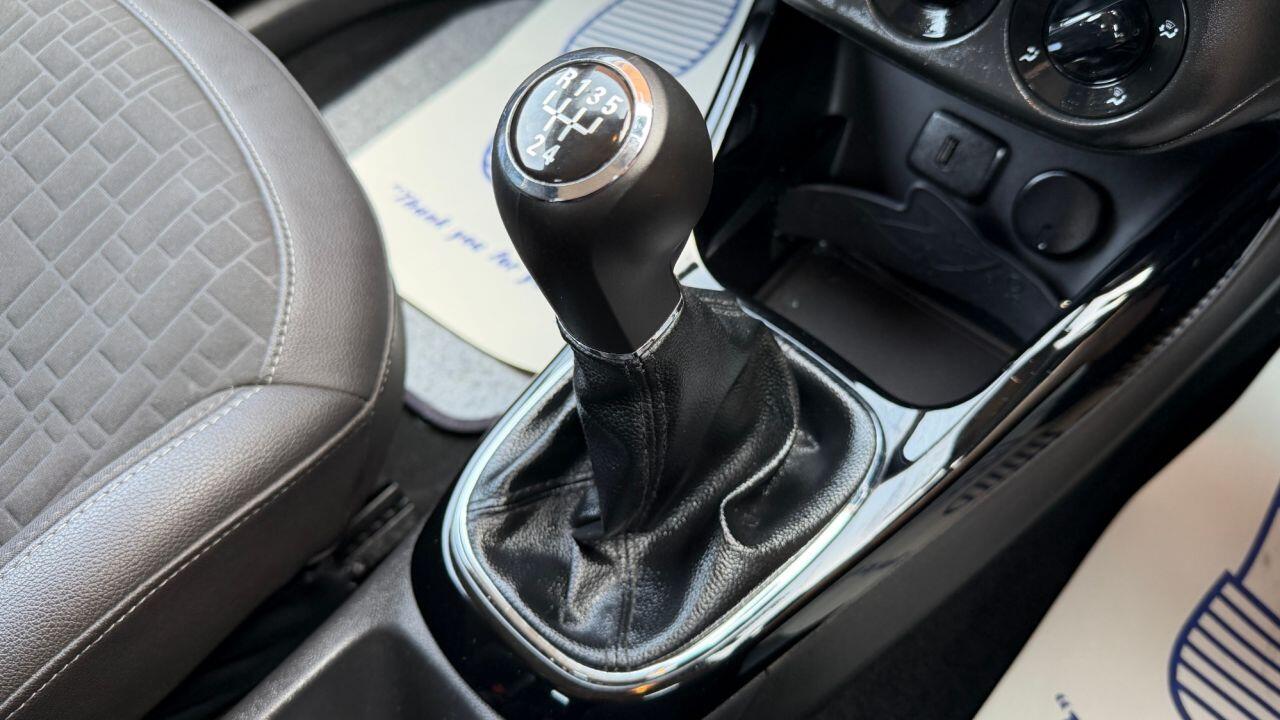 Vauxhall Corsa view 21